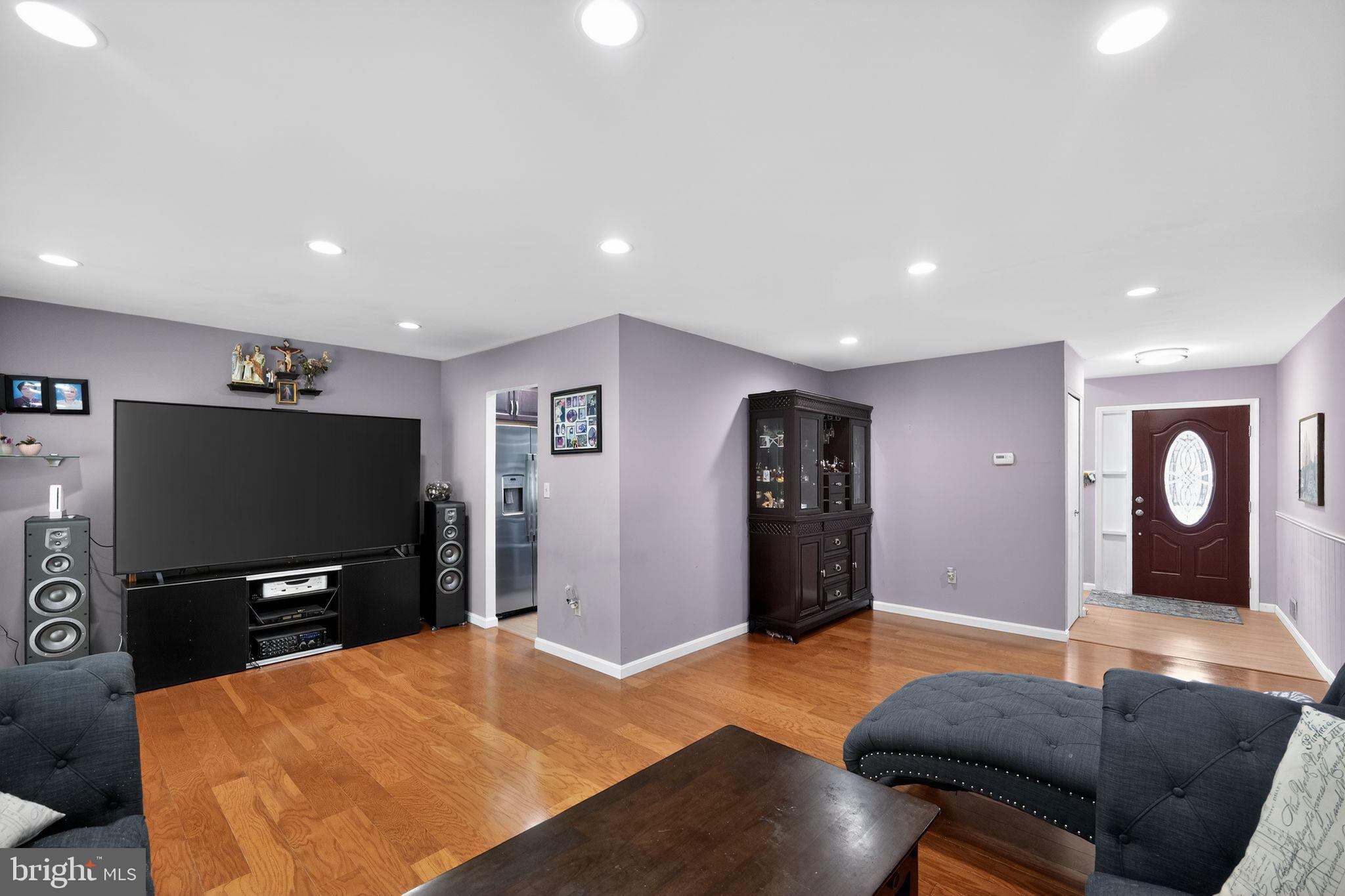 RIPPLING ESTATES - Residential