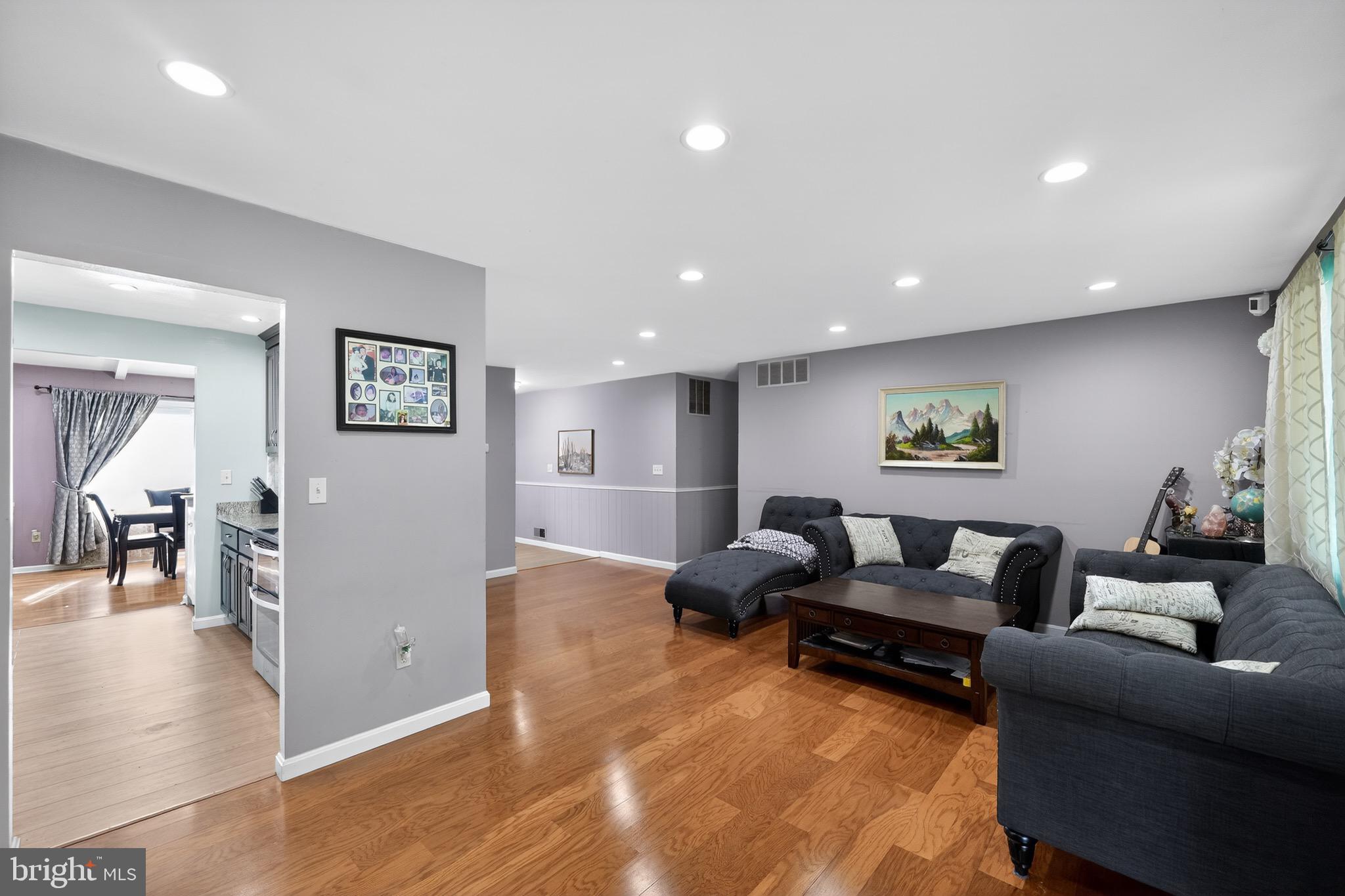 RIPPLING ESTATES - Residential