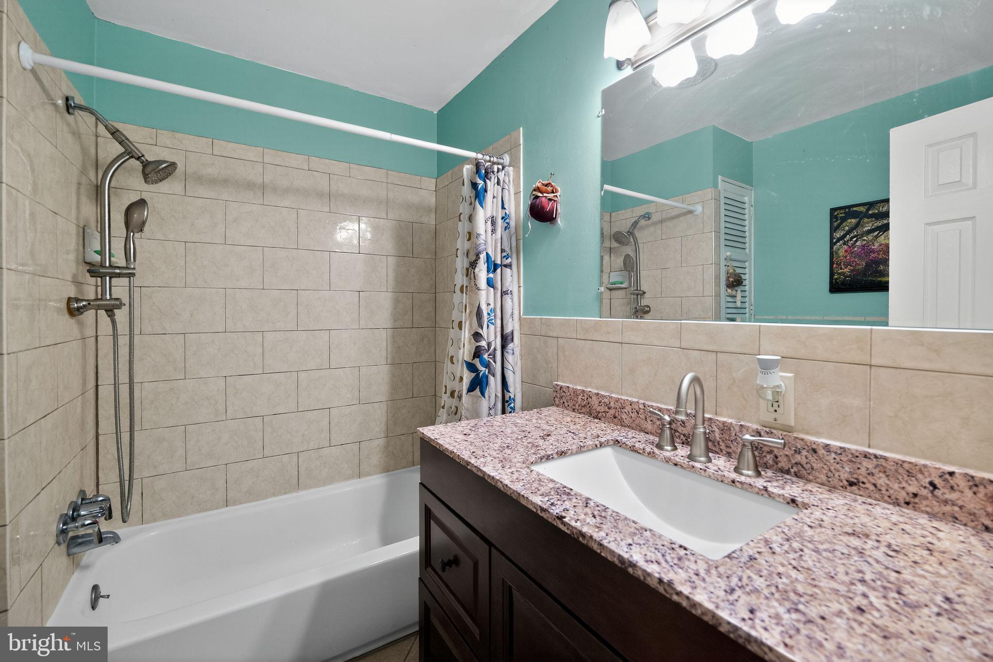 RIPPLING ESTATES - Residential