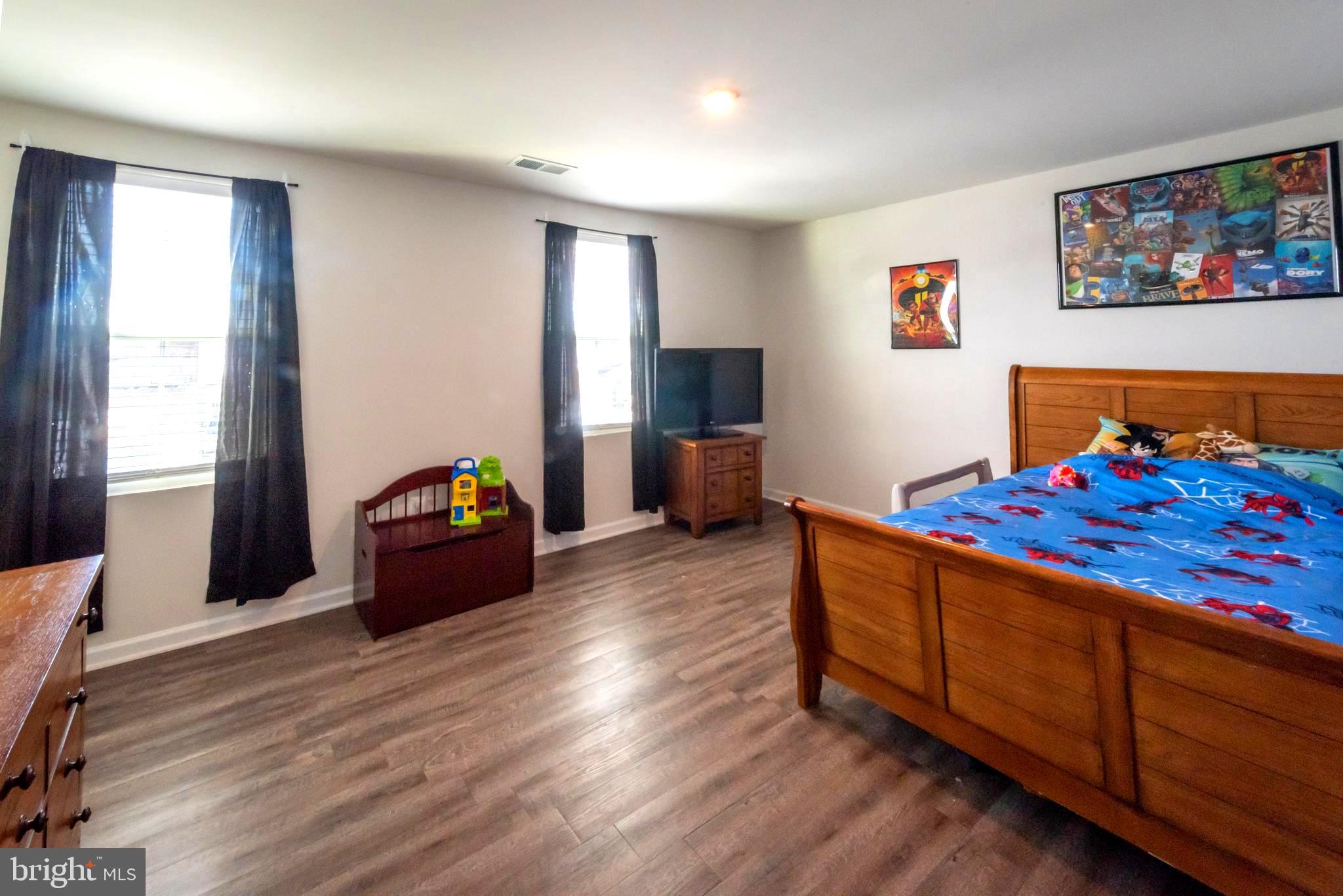 WILDERNESS SHORES - Residential