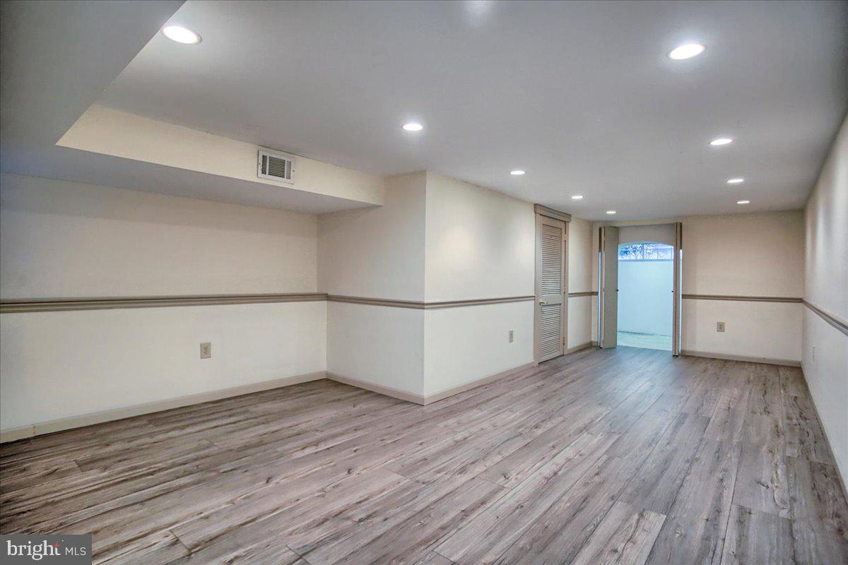 ROXBOROUGH - Residential