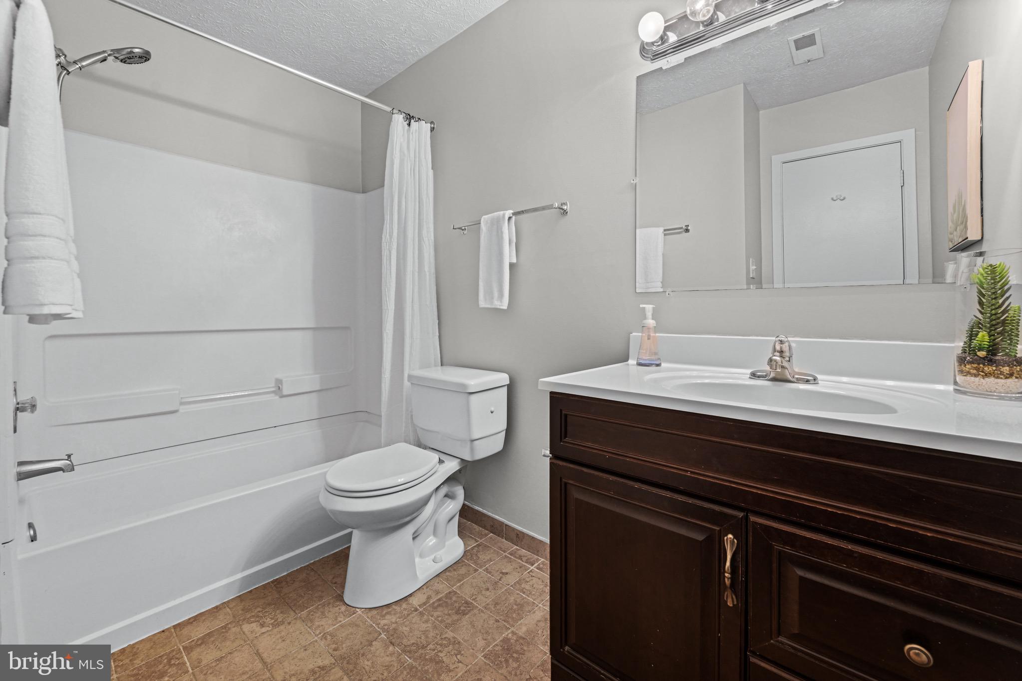 VILLAGE OF KINGS CONTRIVANCE - Residential