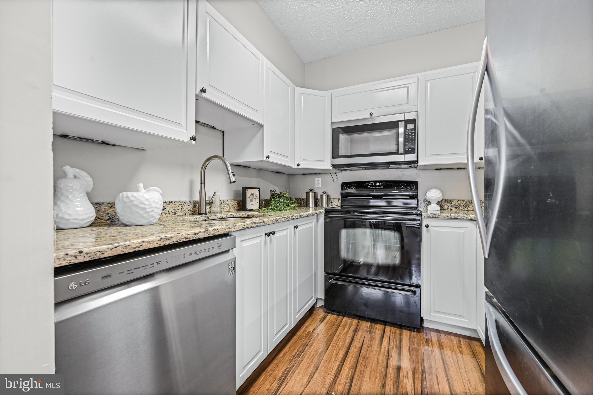 VILLAGE OF KINGS CONTRIVANCE - Residential