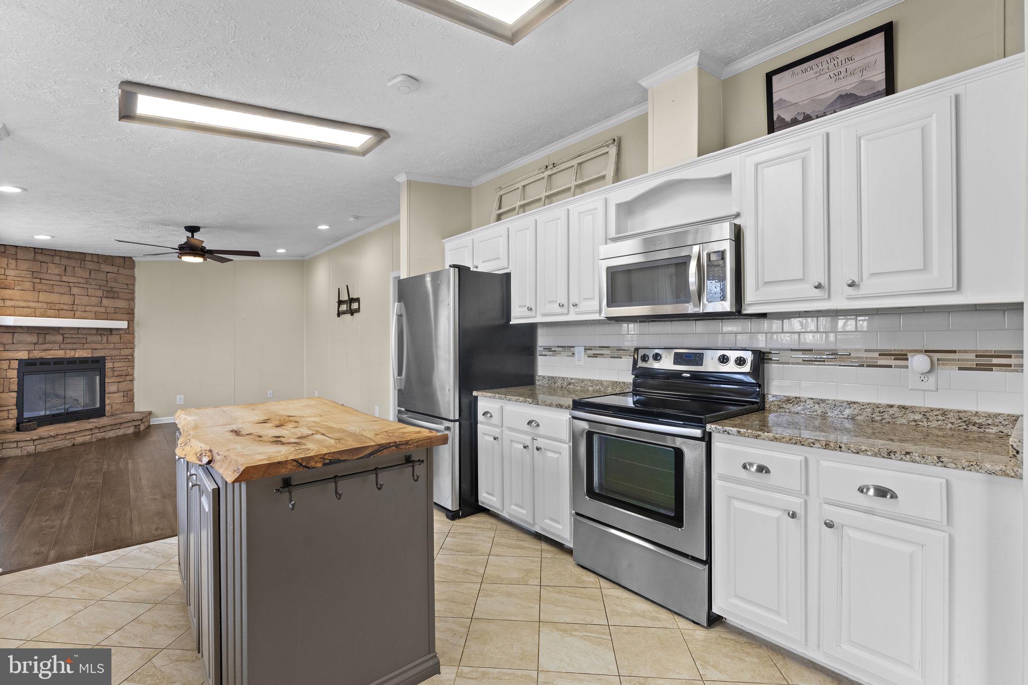 ASPEN HILL FARMS - Residential