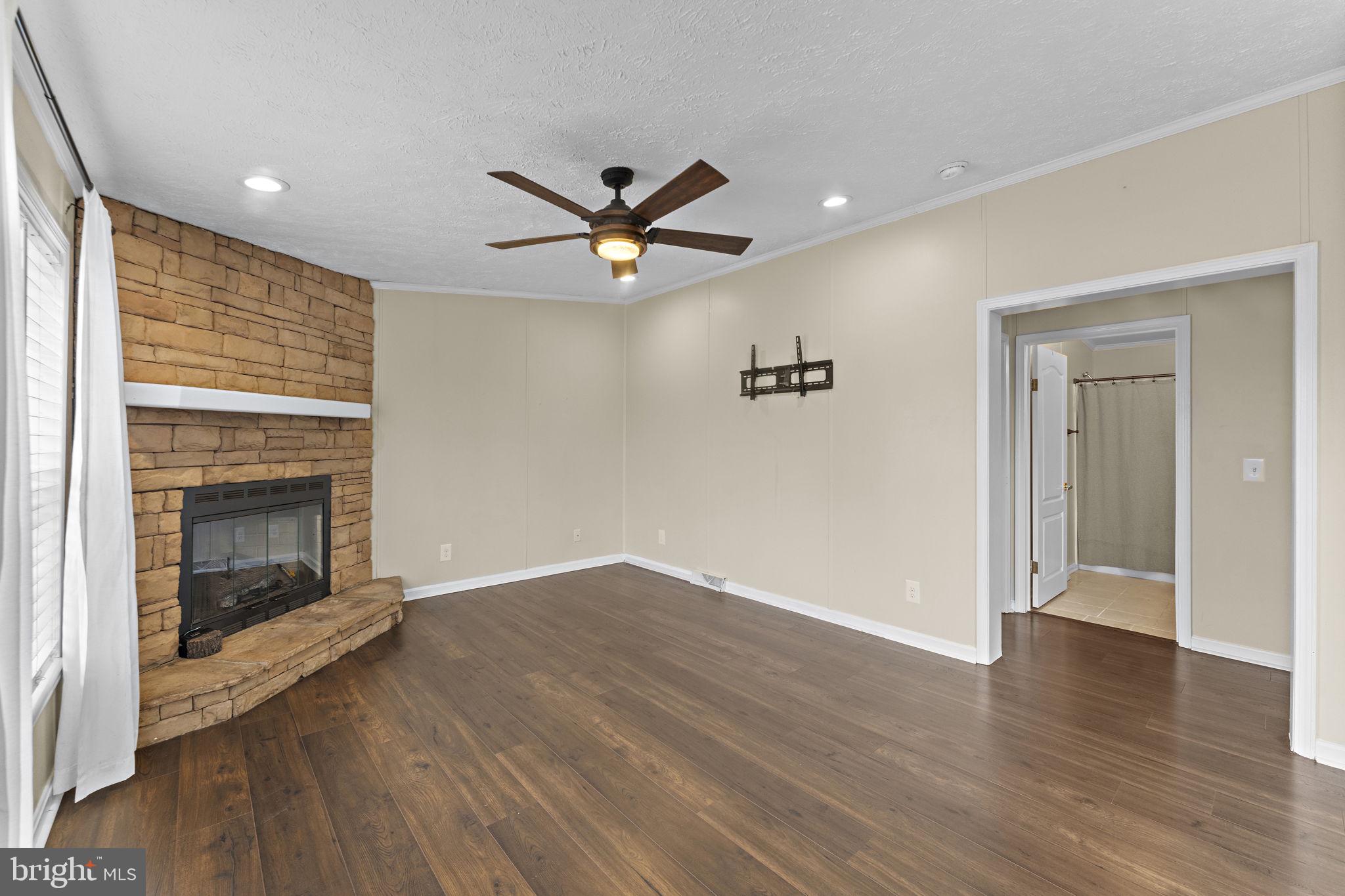 ASPEN HILL FARMS - Residential