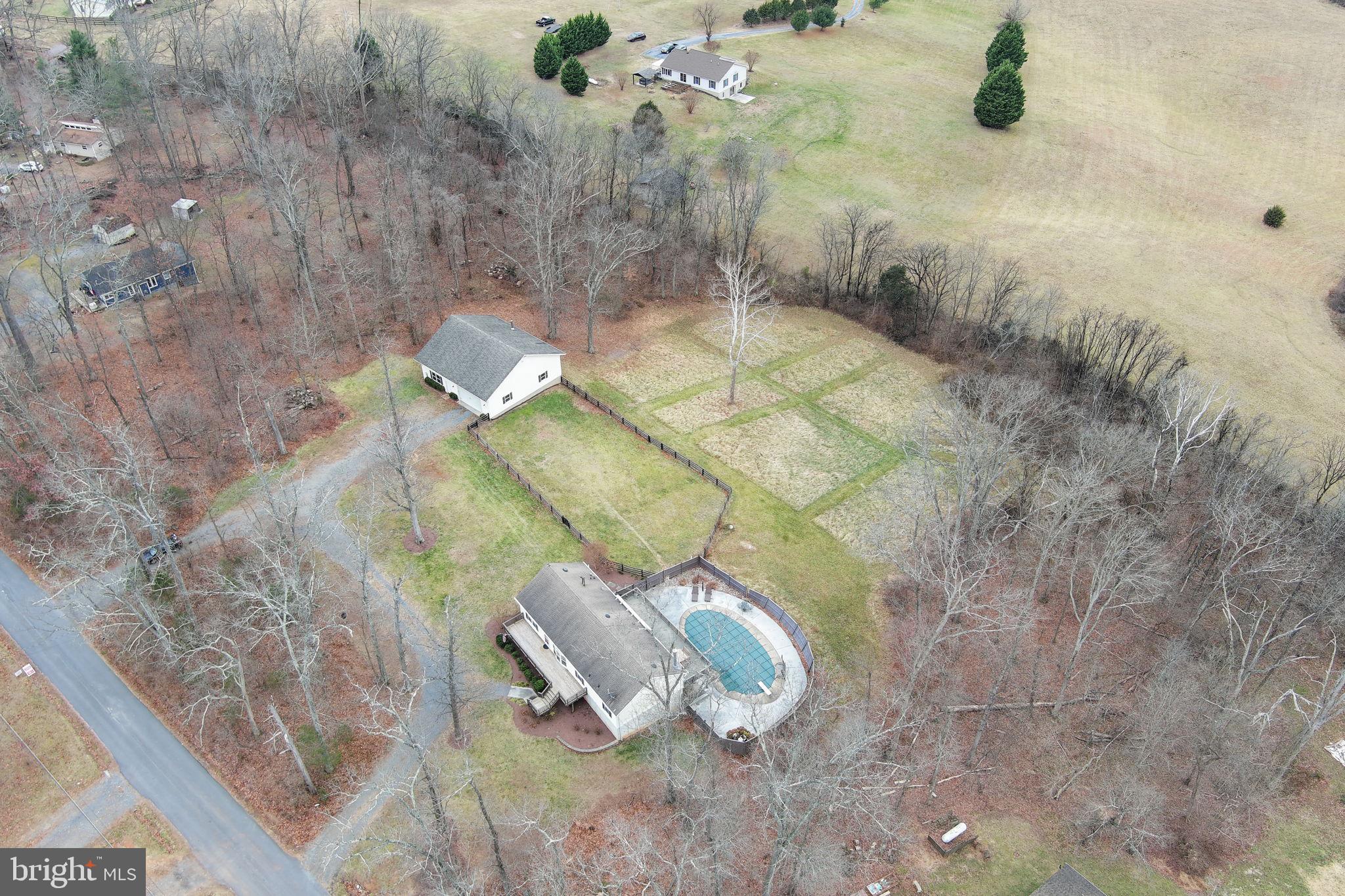 ASPEN HILL FARMS - Residential