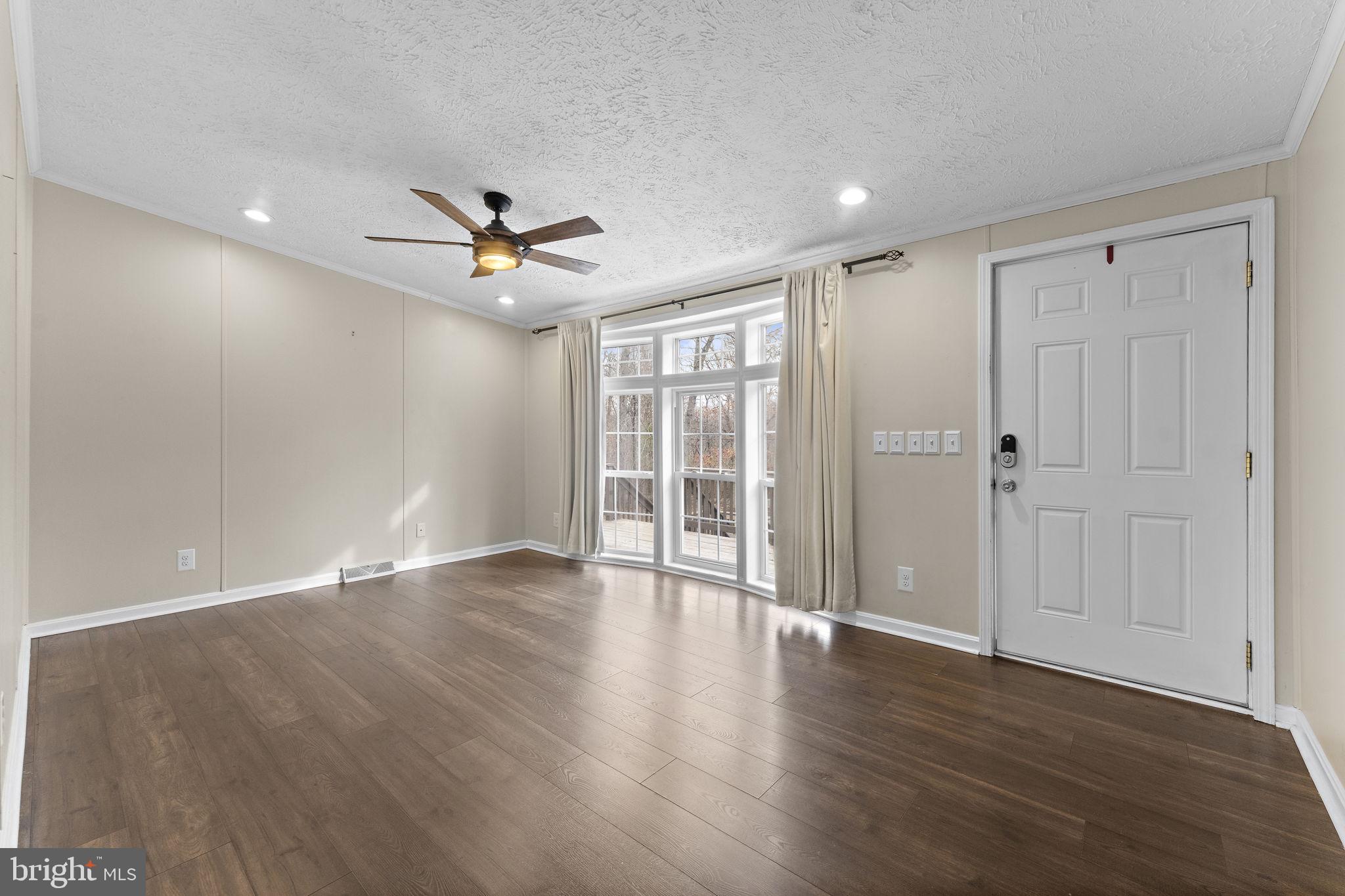 ASPEN HILL FARMS - Residential