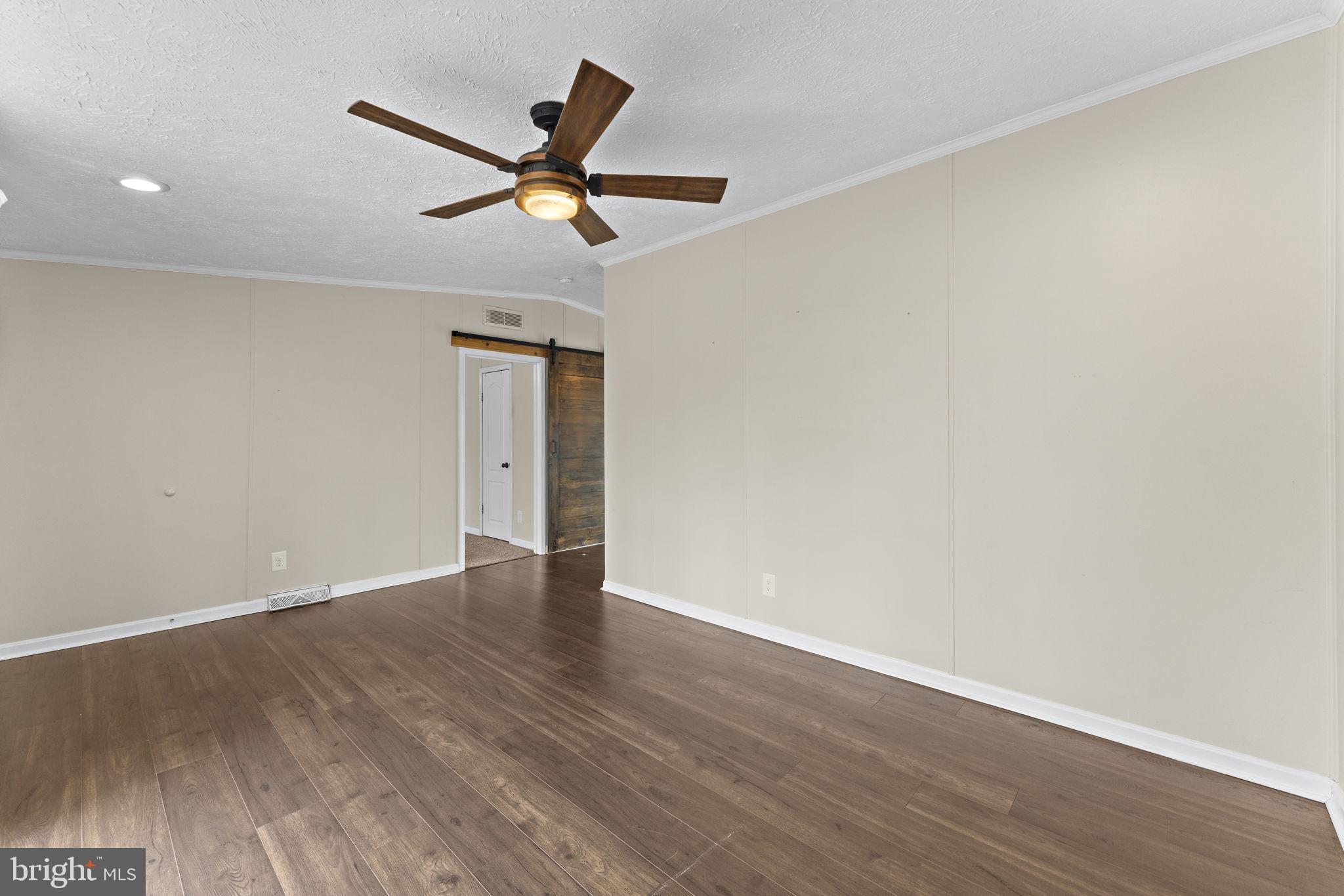 ASPEN HILL FARMS - Residential