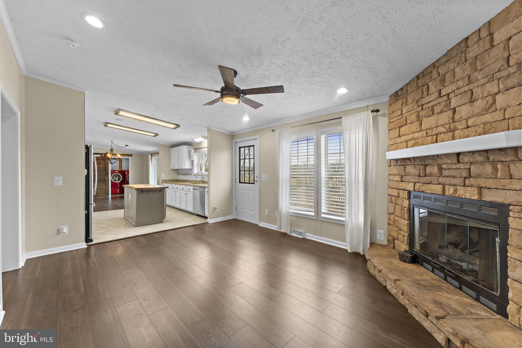 ASPEN HILL FARMS - Residential