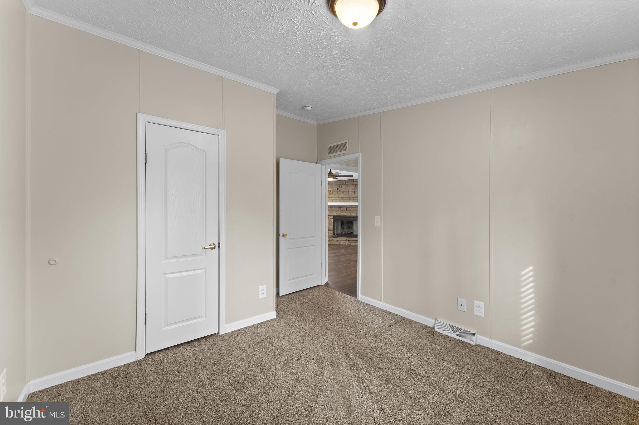 ASPEN HILL FARMS - Residential