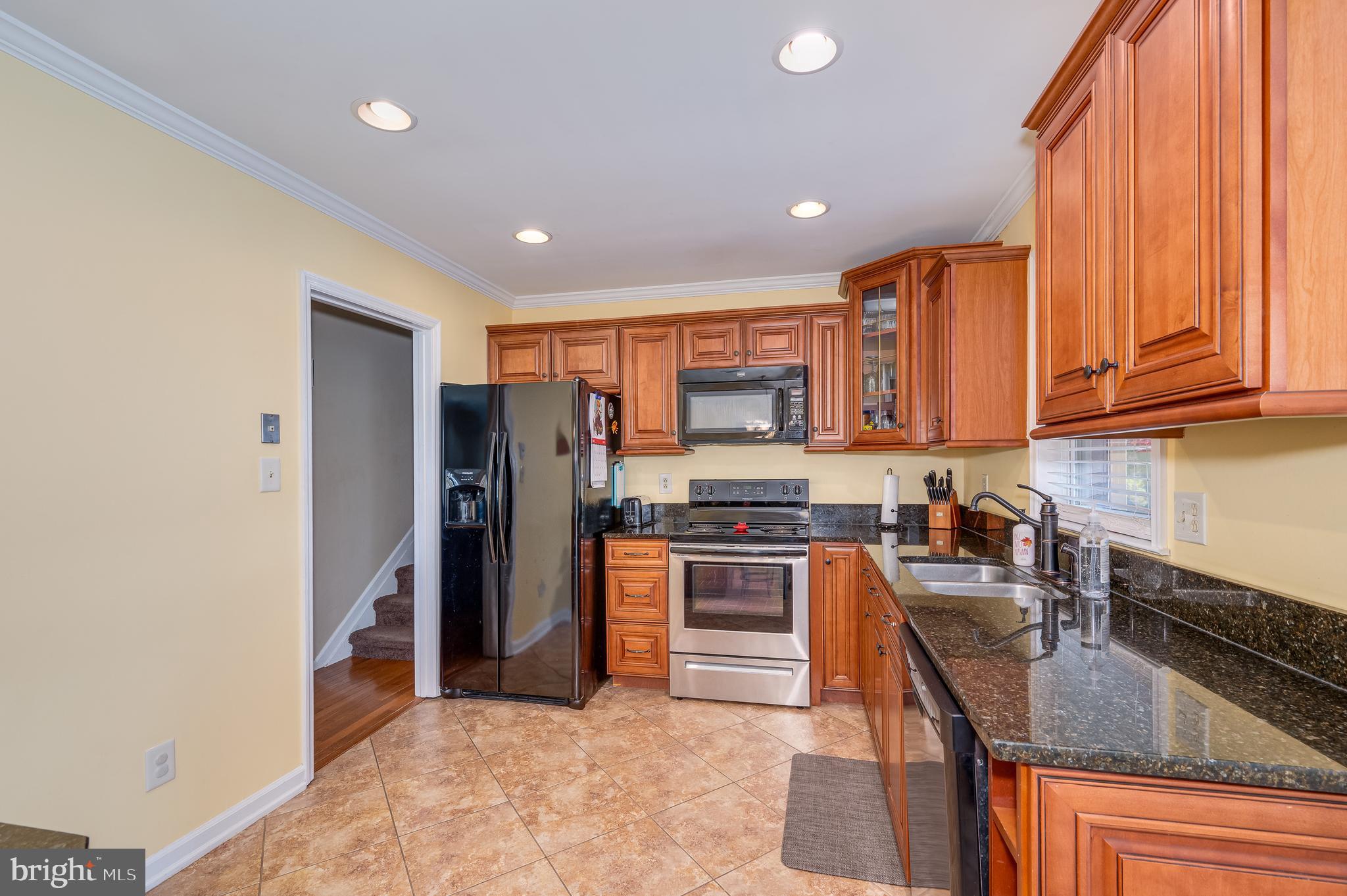 PIKEVIEW ACRES WEST - Residential