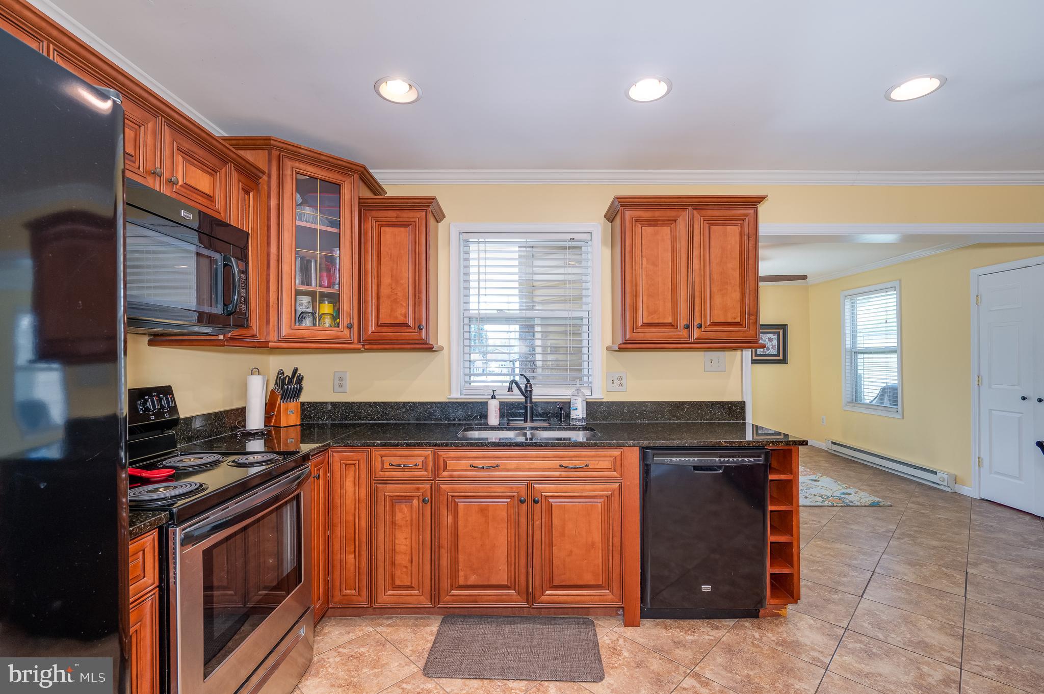 PIKEVIEW ACRES WEST - Residential