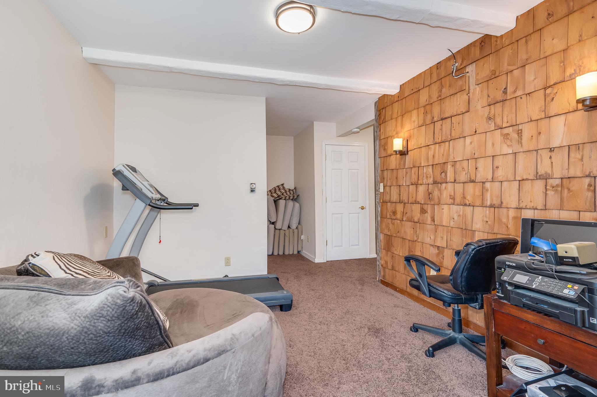 PIKEVIEW ACRES WEST - Residential