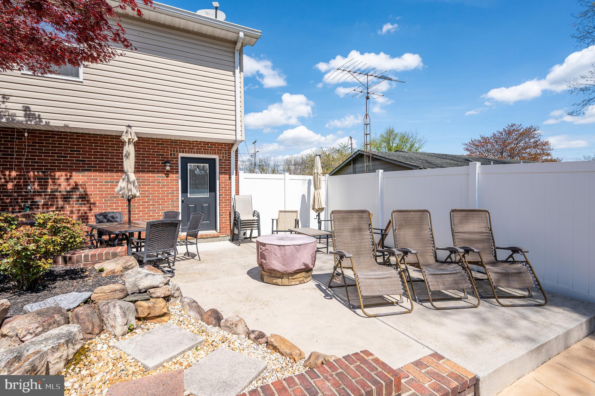 PIKEVIEW ACRES WEST - Residential