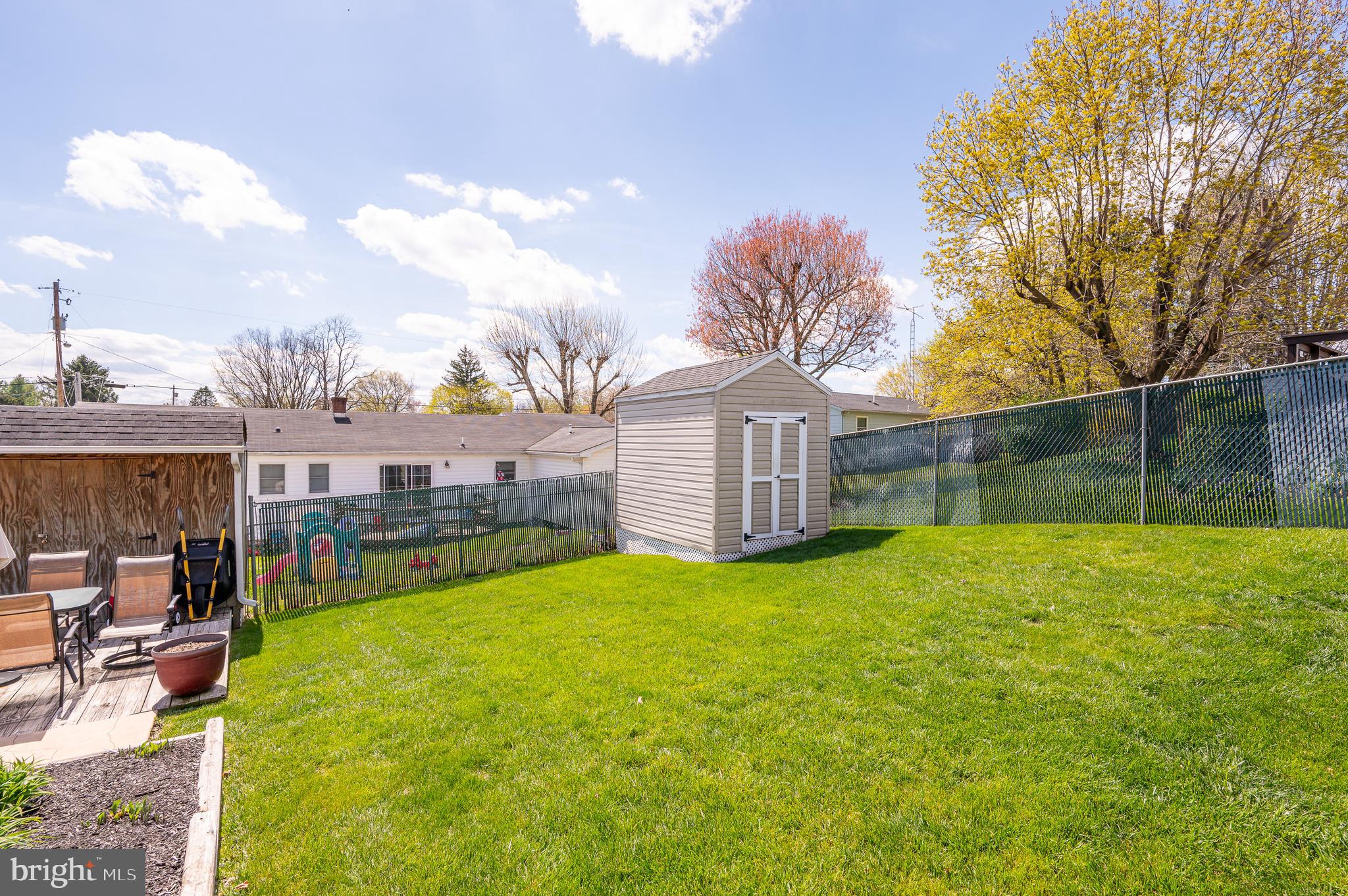 PIKEVIEW ACRES WEST - Residential