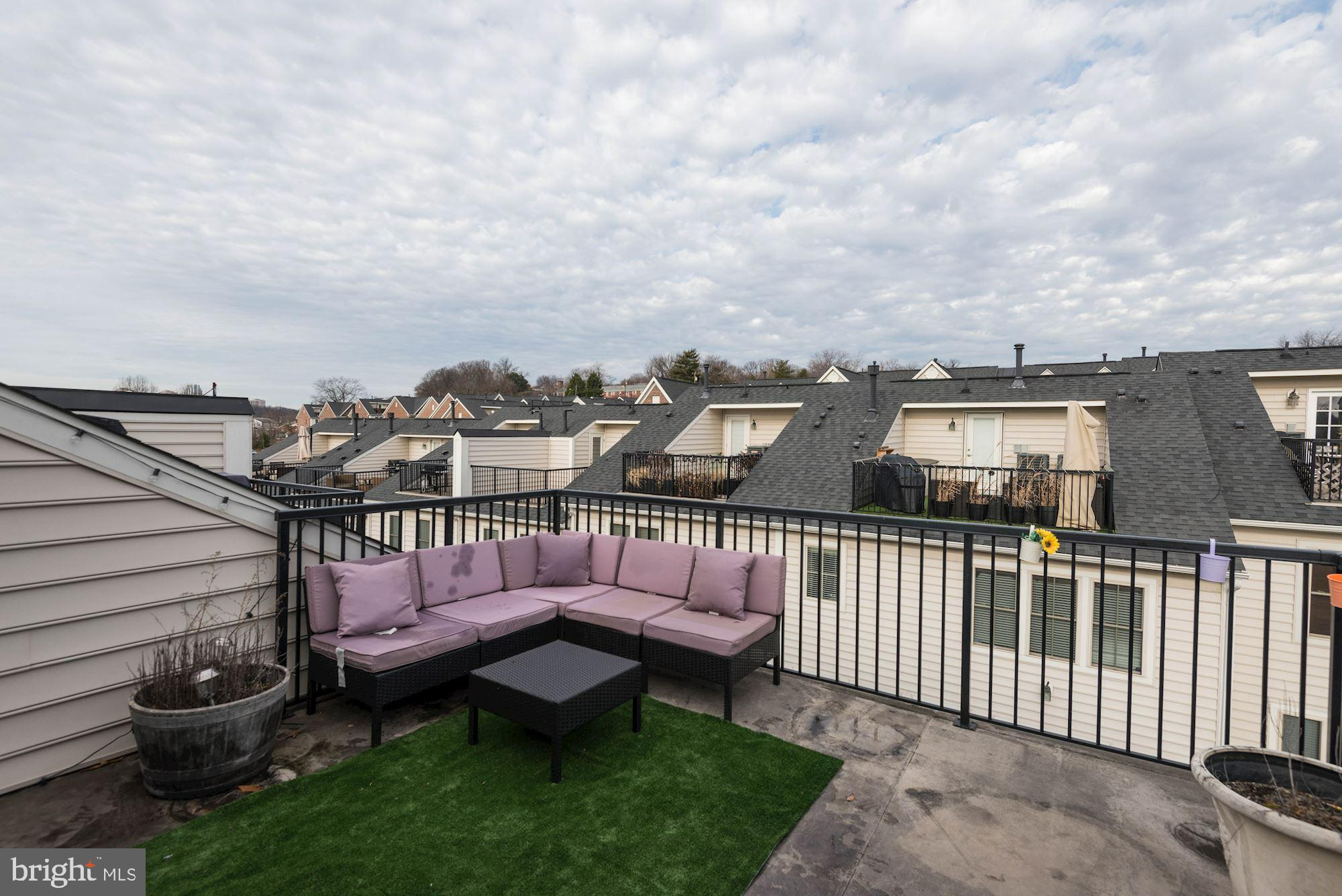 SHIRLINGTON CREST - Residential Lease