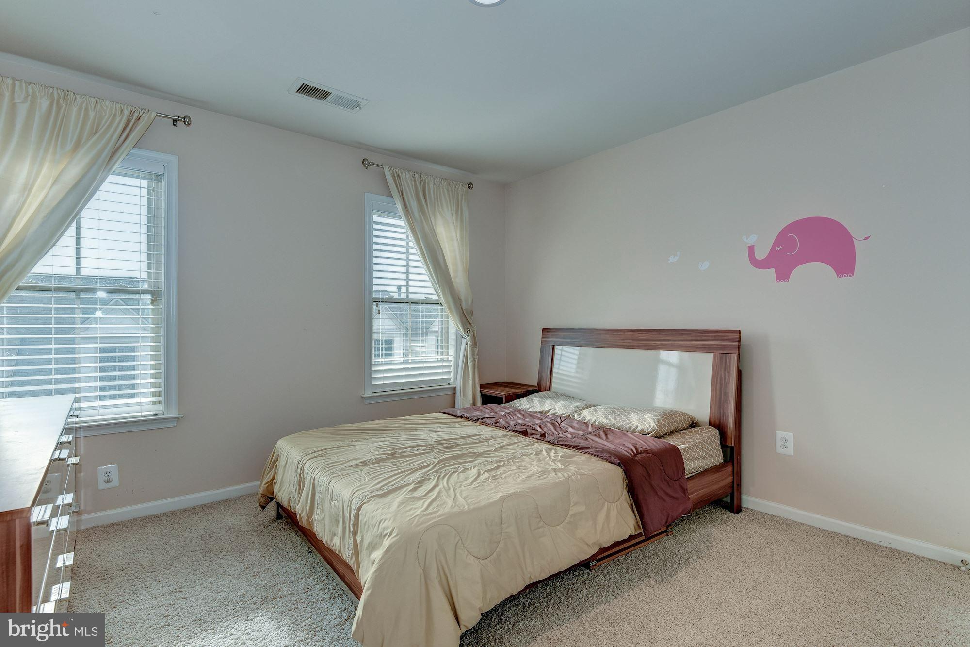 SHIRLINGTON CREST - Residential Lease