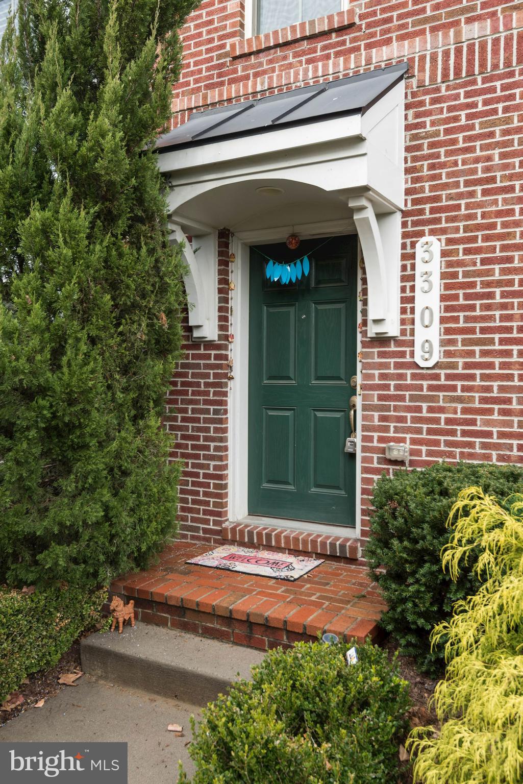 SHIRLINGTON CREST - Residential Lease