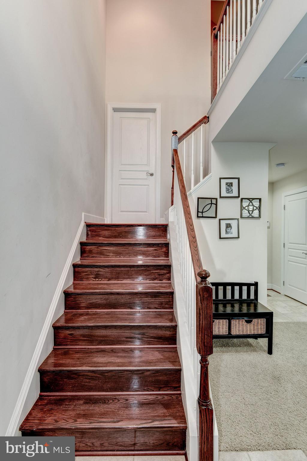 SHIRLINGTON CREST - Residential Lease