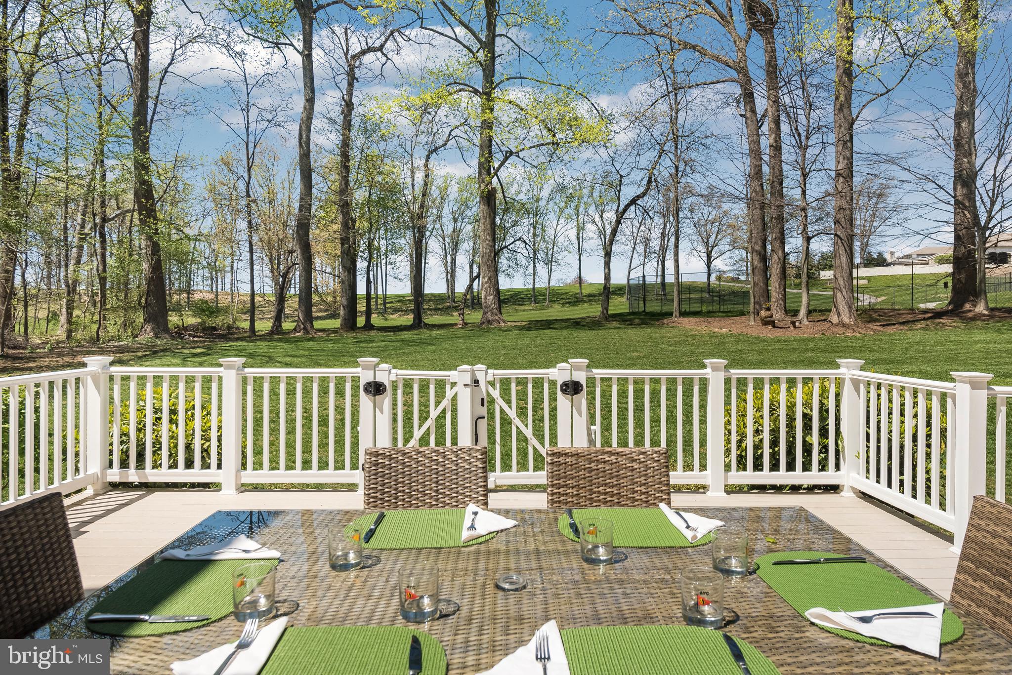 WOODMONT - Residential