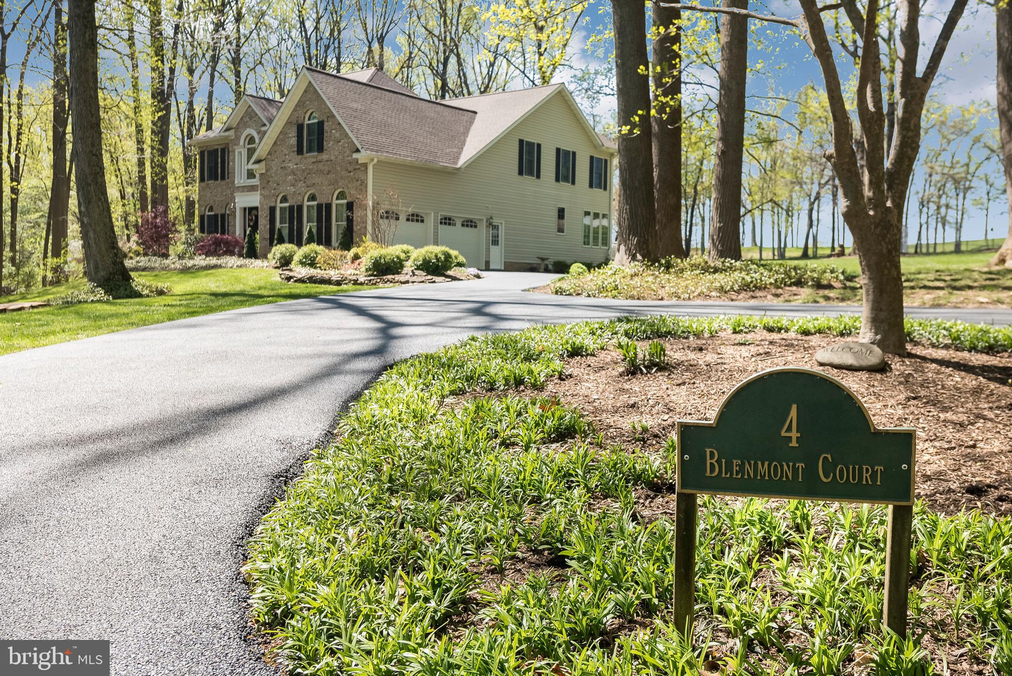 WOODMONT - Residential