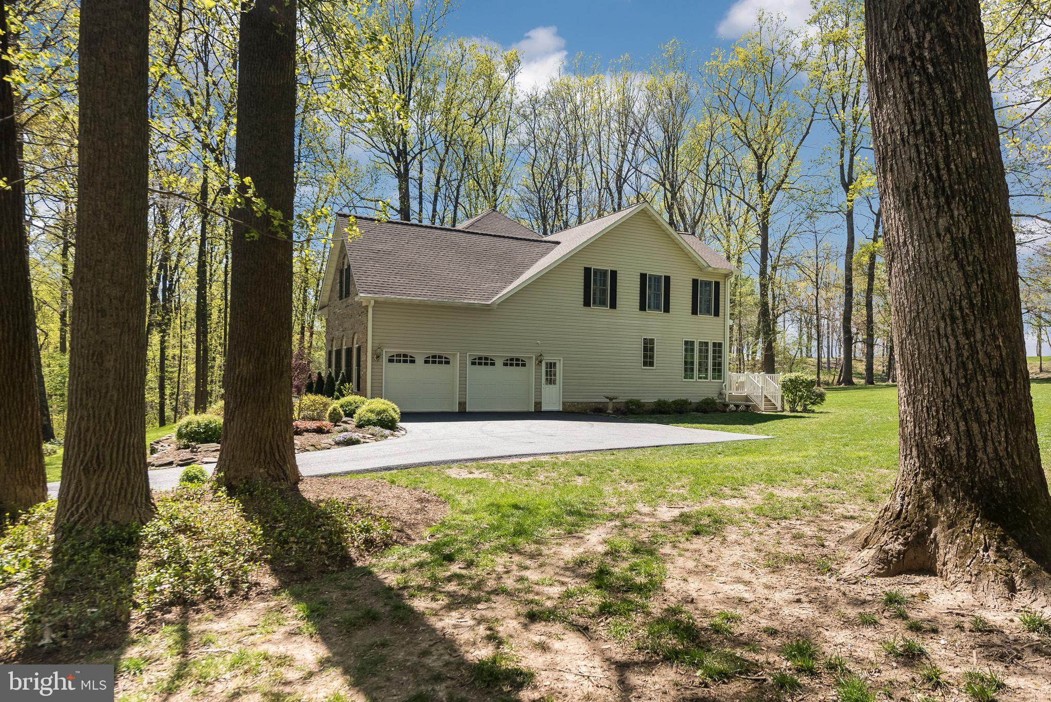 WOODMONT - Residential