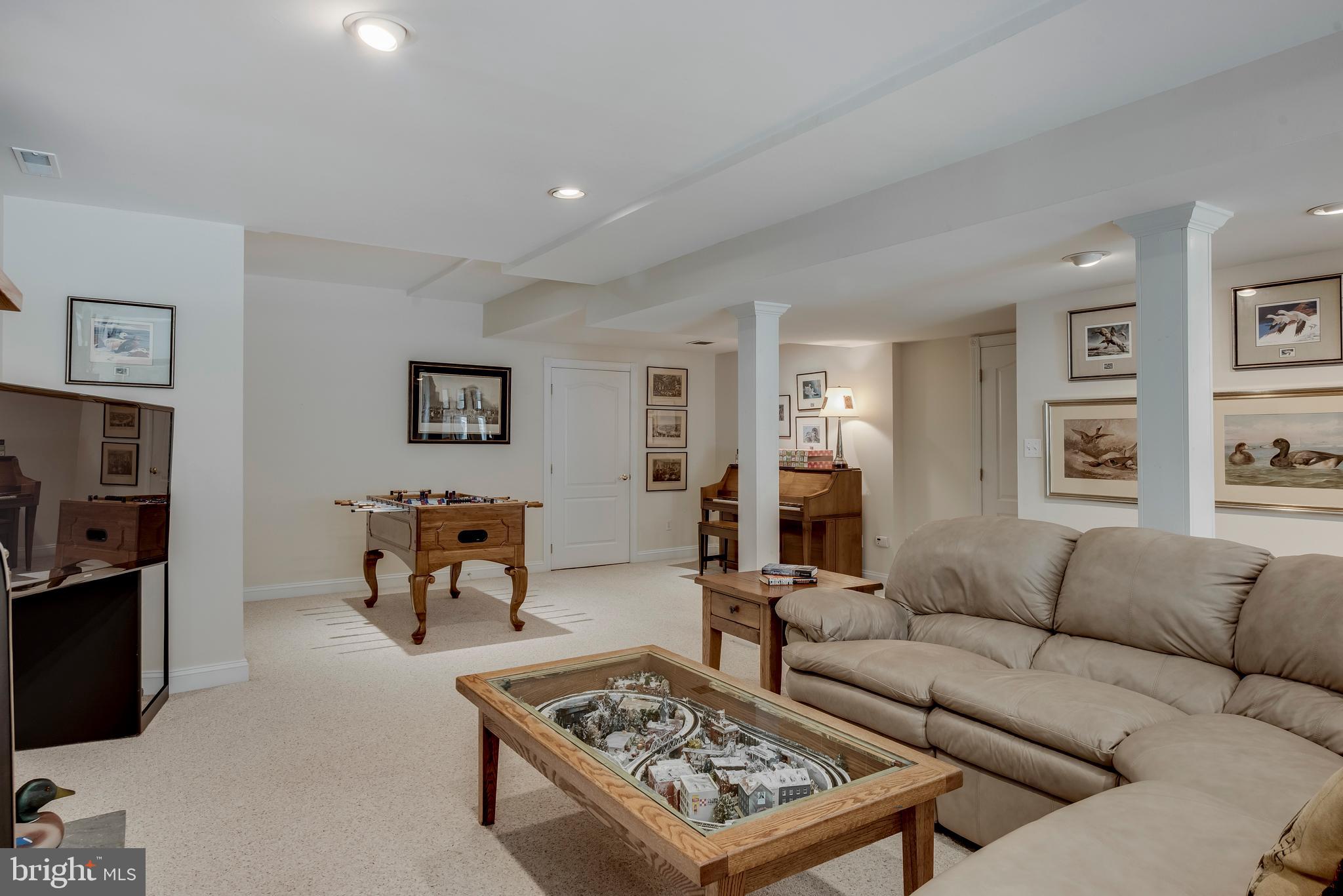 WOODMONT - Residential