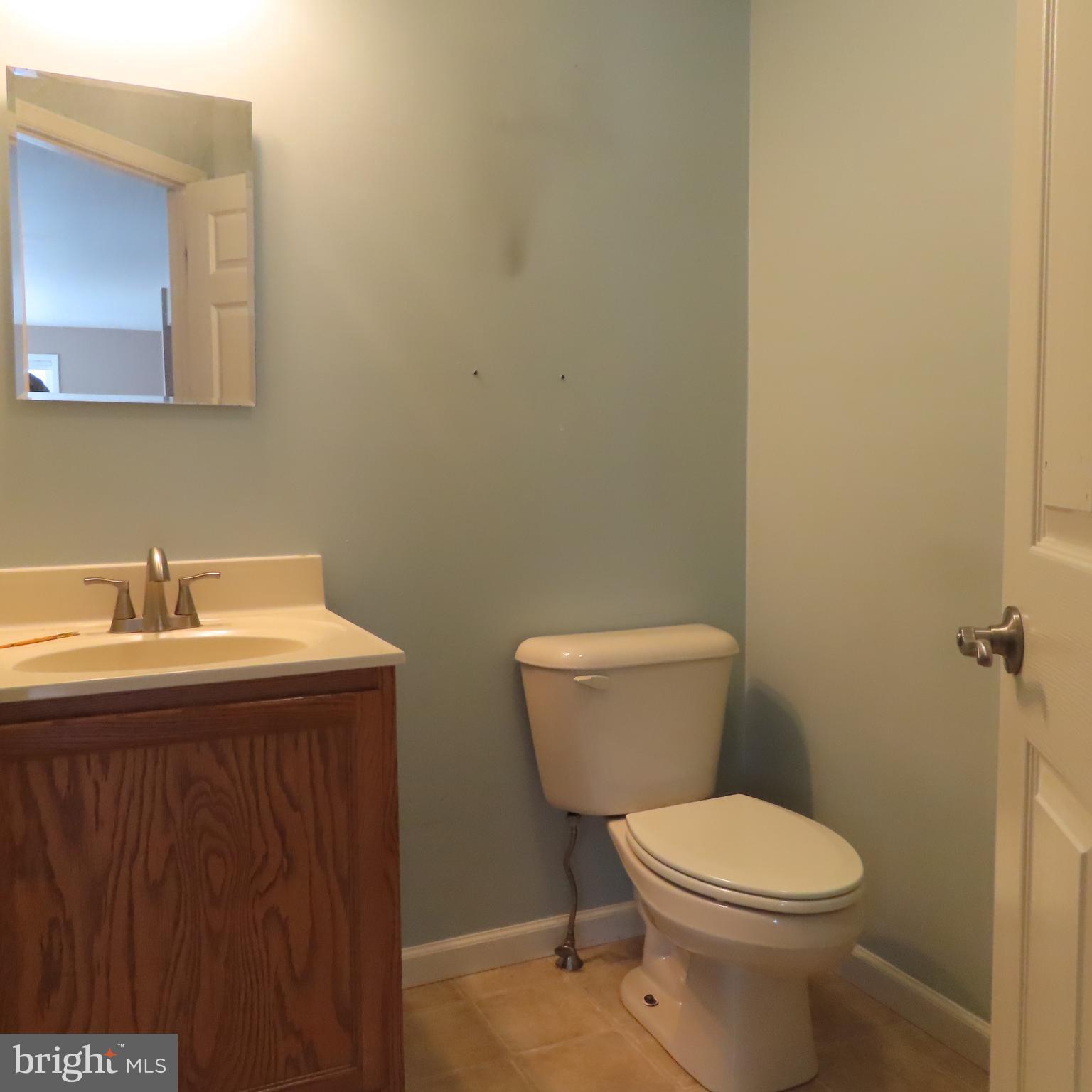 ROLLING ROAD FARM - Residential Lease