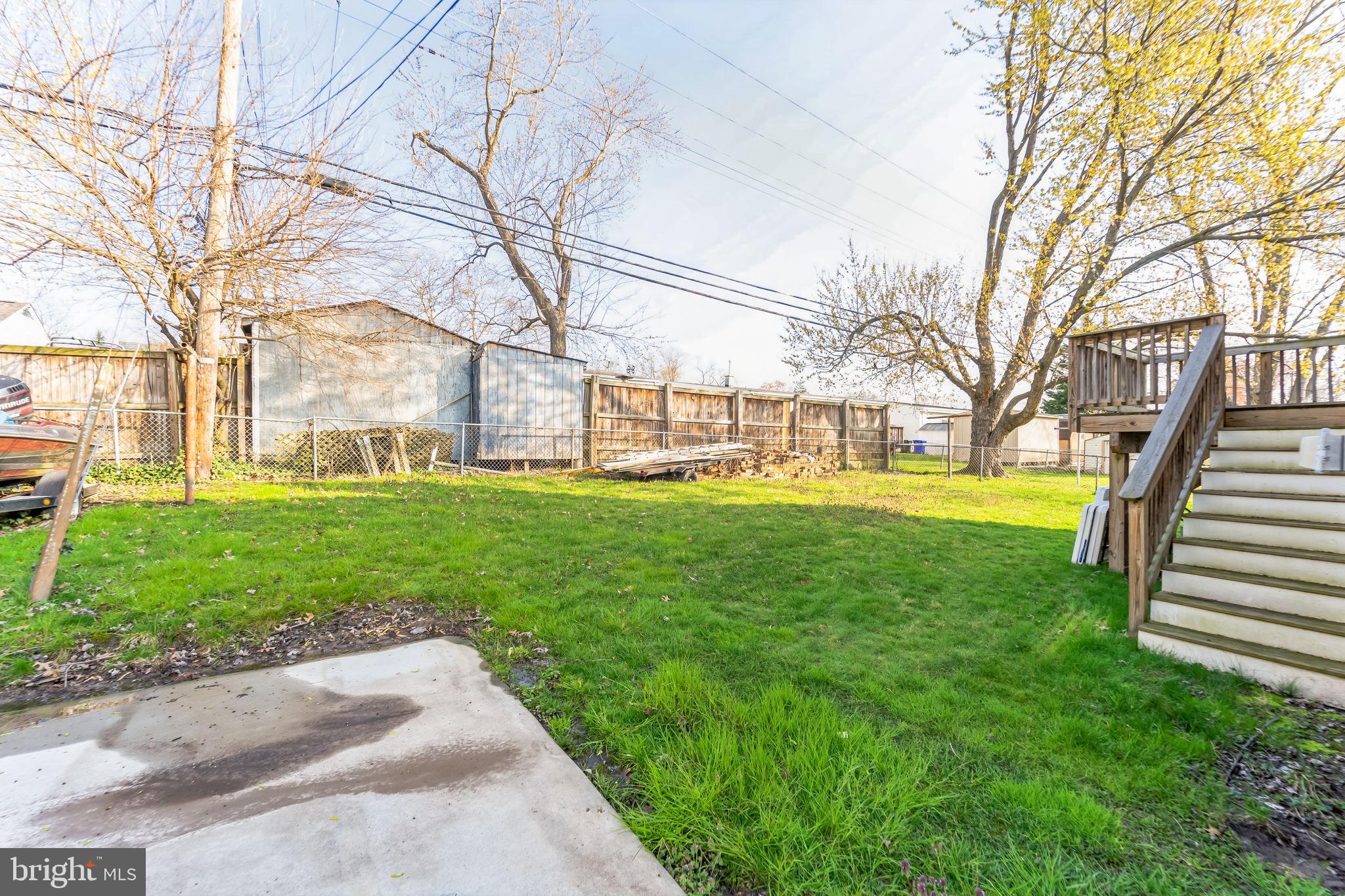 FAIRLAWN - Residential