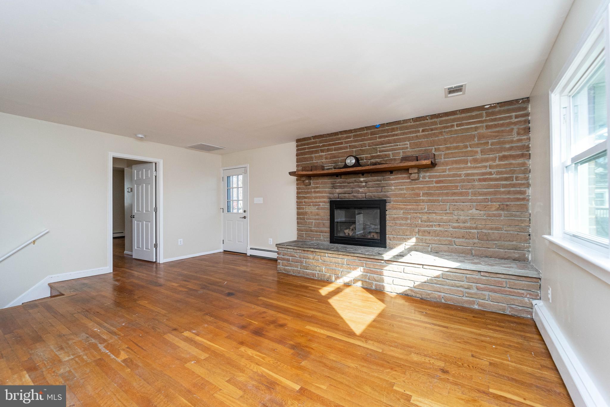 FAIRLAWN - Residential