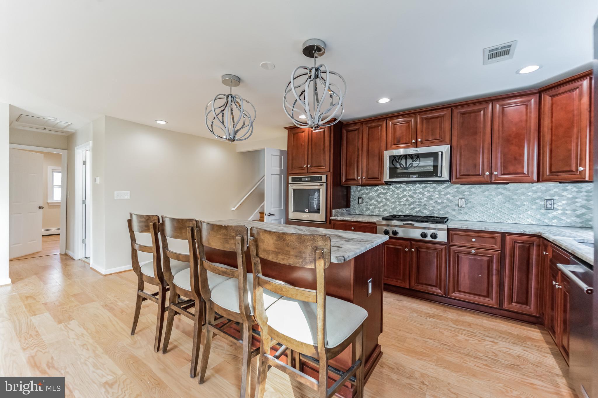 FAIRLAWN - Residential