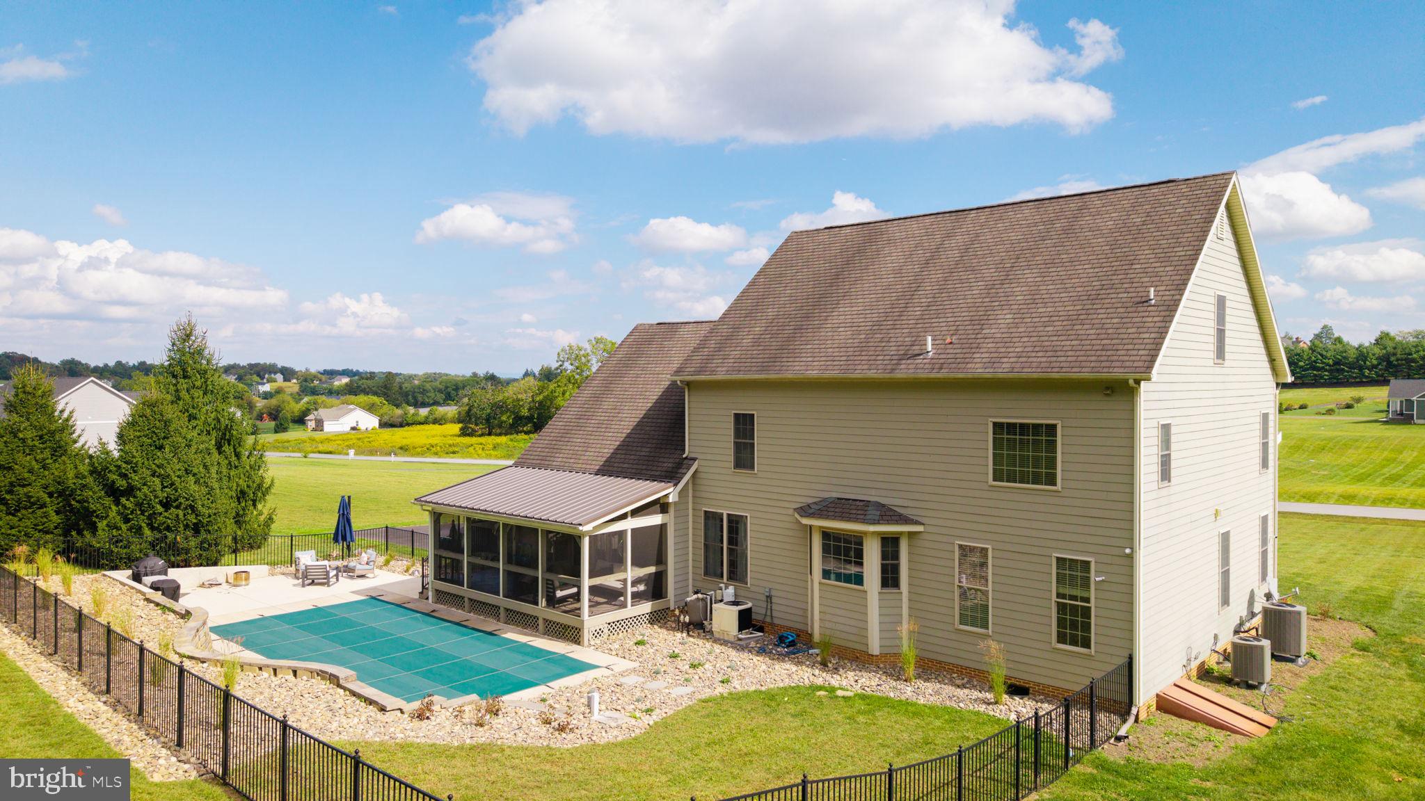 BROOKSIDE - Residential