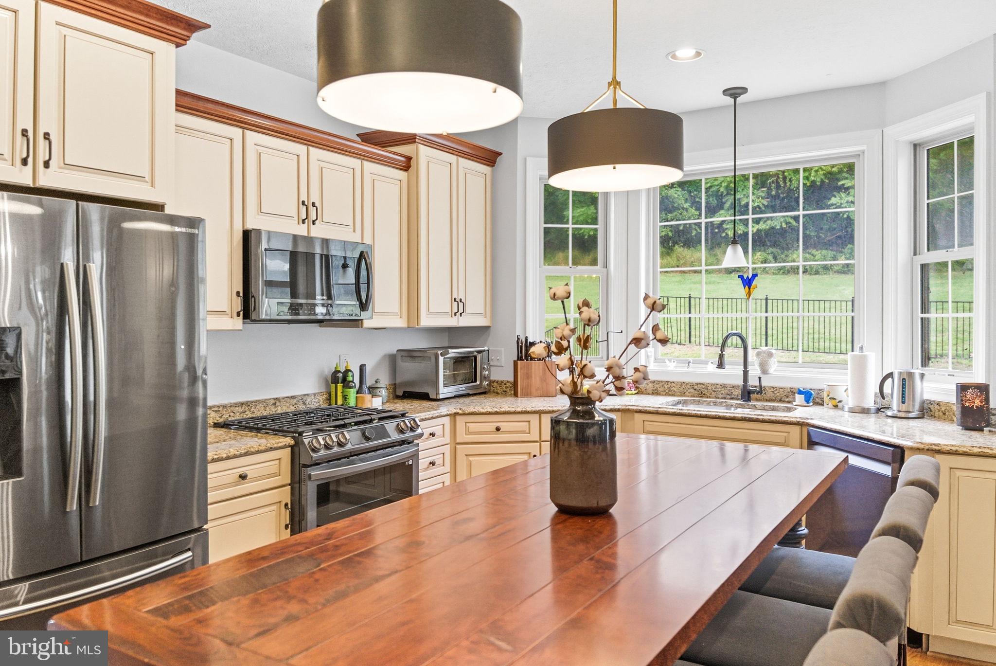 BROOKSIDE - Residential