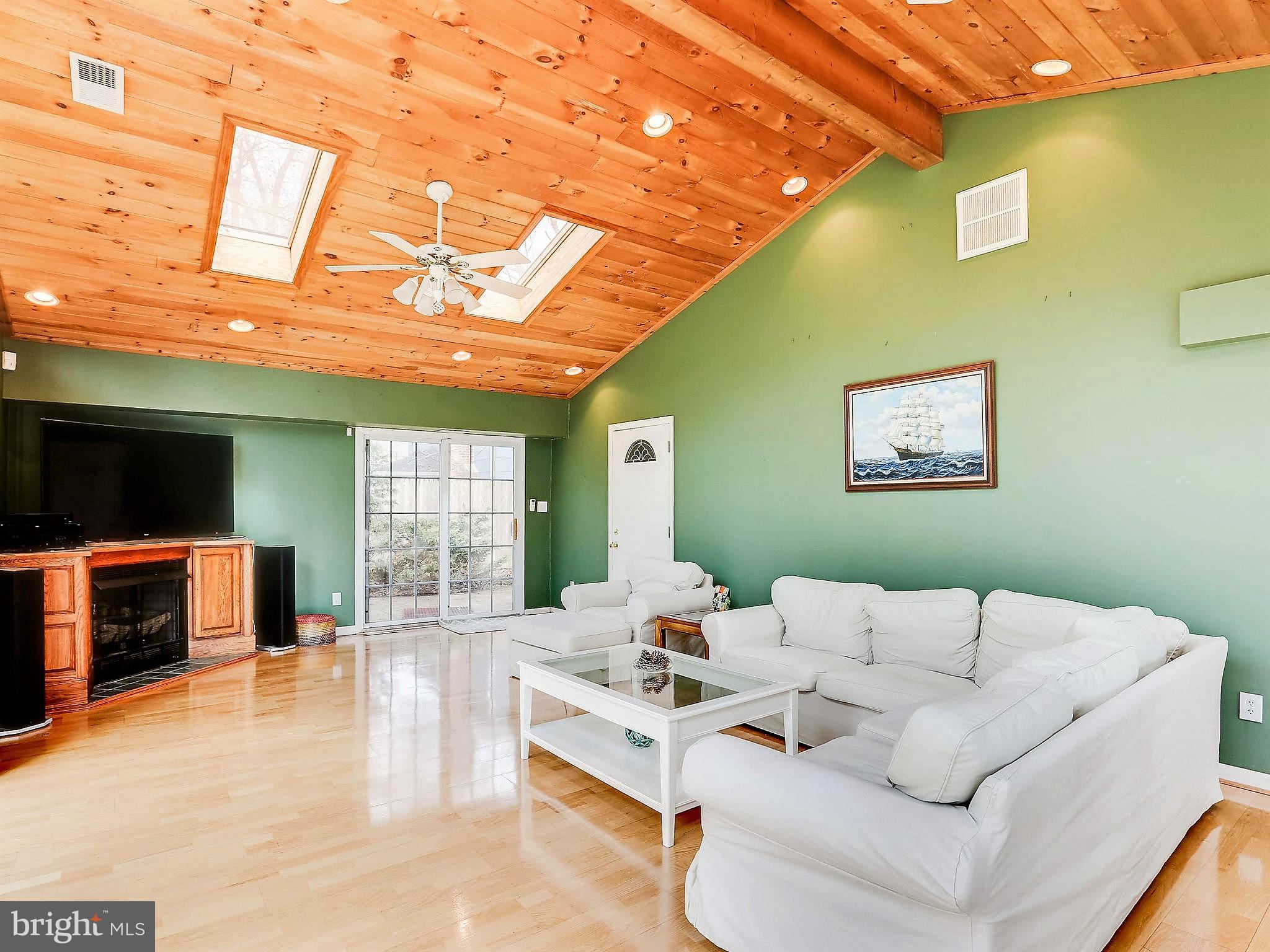 SOMERSET AT BELAIR - Residential