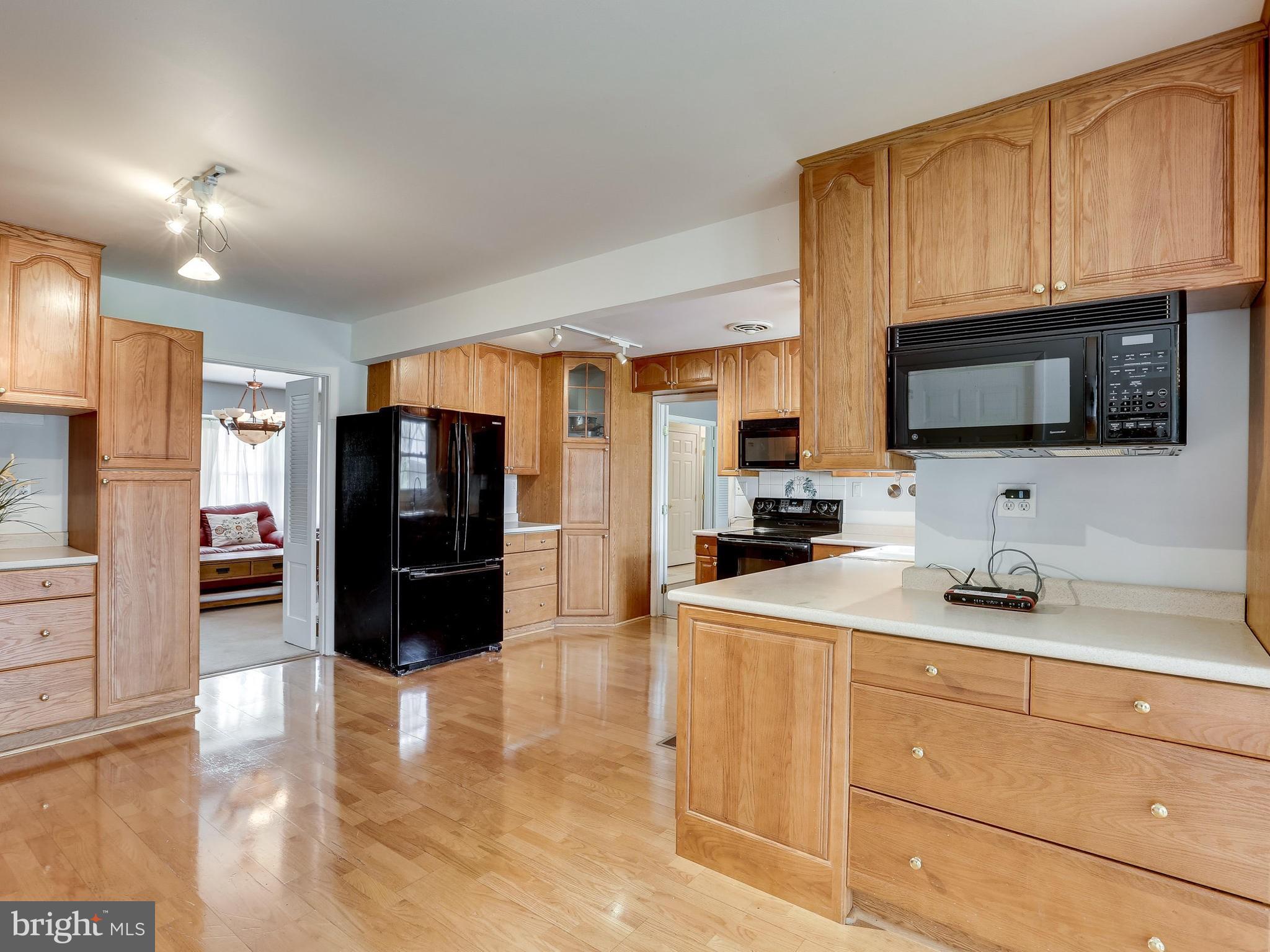 SOMERSET AT BELAIR - Residential