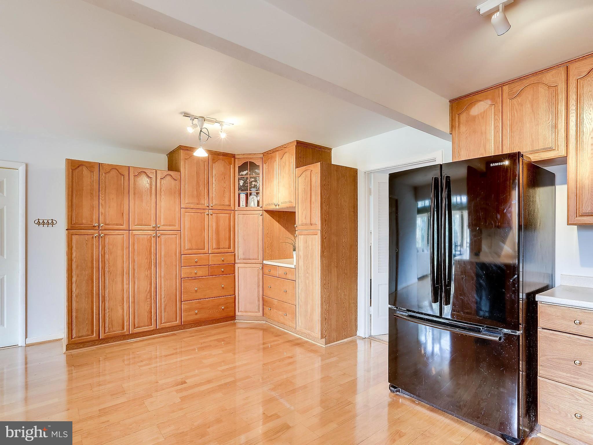 SOMERSET AT BELAIR - Residential