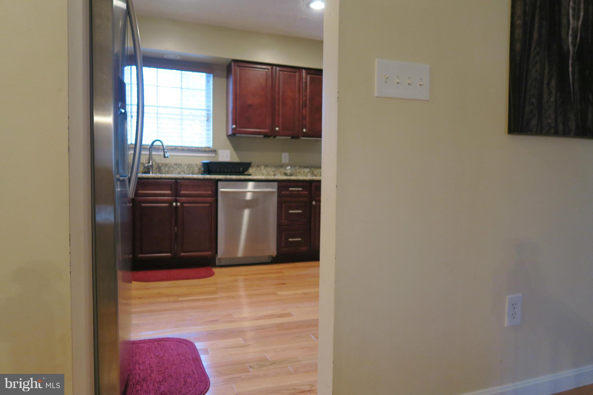 KNOLLS OF DUMFRIES - Residential Lease