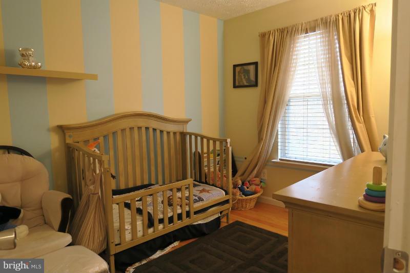 KNOLLS OF DUMFRIES - Residential Lease