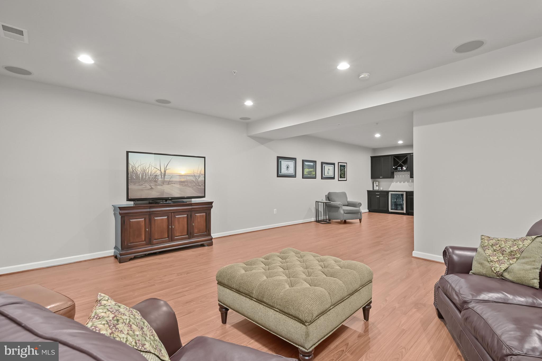 MAPLE LAWN - Residential