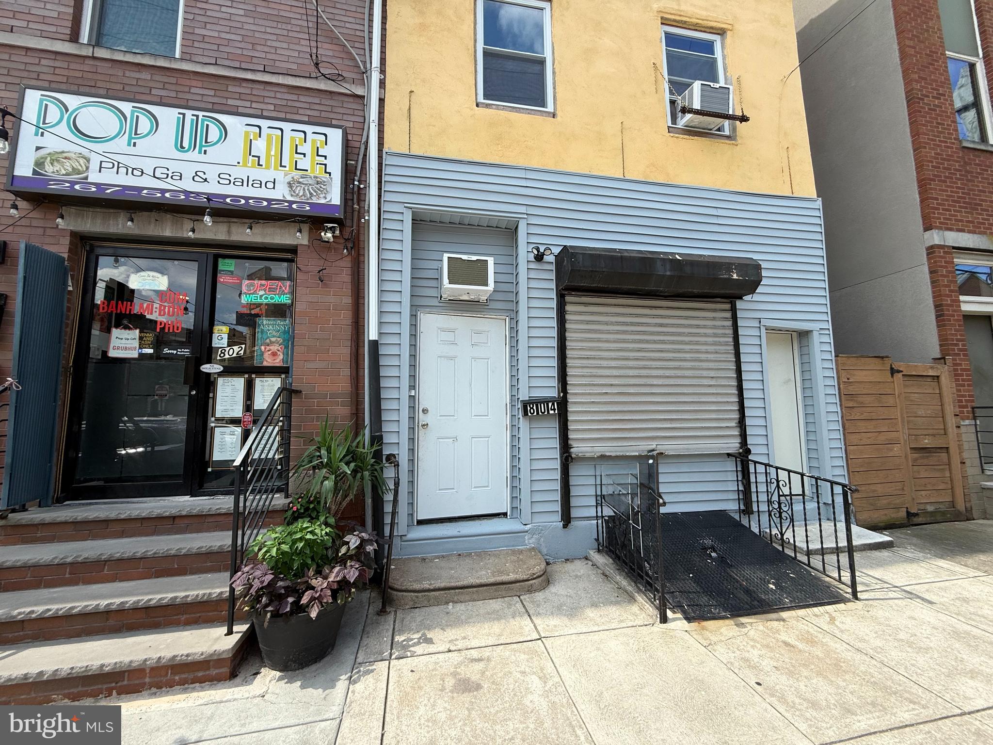 Prime Commercial Space Available on Bustling Christian Street in the Italian Market!
An exceptional opportunity awaits your business in the heart of Philadelphia's historic Italian Market! This commercial space is ideally situated on Christian Street, renowned as one of the busiest thoroughfares in this vibrant and iconic neighborhood. Step into a spacious, open-concept main area that offers incredible flexibility for a variety of layouts. Towards the back, you'll find a full kitchen, perfect for a cafe, restaurant, or any business requiring food preparation capabilities. Descend to the fully finished basement, which provides valuable additional space. It features a full bathroom and a convenient cellar gate for a second egress, offering both practicality and safety. This versatile location is ready to welcome all types of businesses, including retail shops, professional offices, or your unique ideal establishment. With its high foot traffic and prominent location, your business will benefit from maximum visibility in a thriving community. The space is currently vacant, ensuring easy and convenient showings. Don't miss your chance to establish your presence in this dynamic and sought-after destination!
