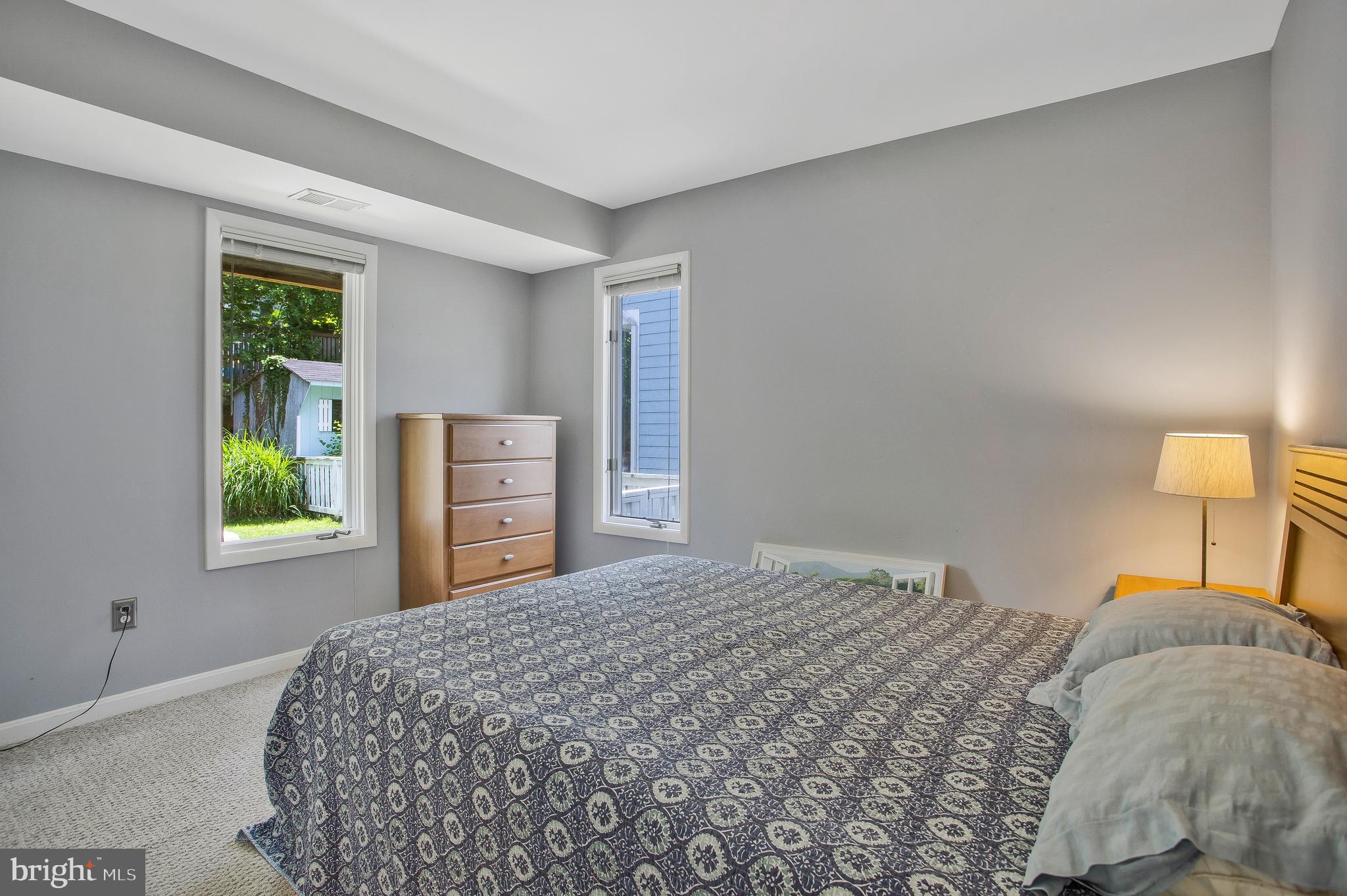 ARUNDEL ON THE BAY - Residential