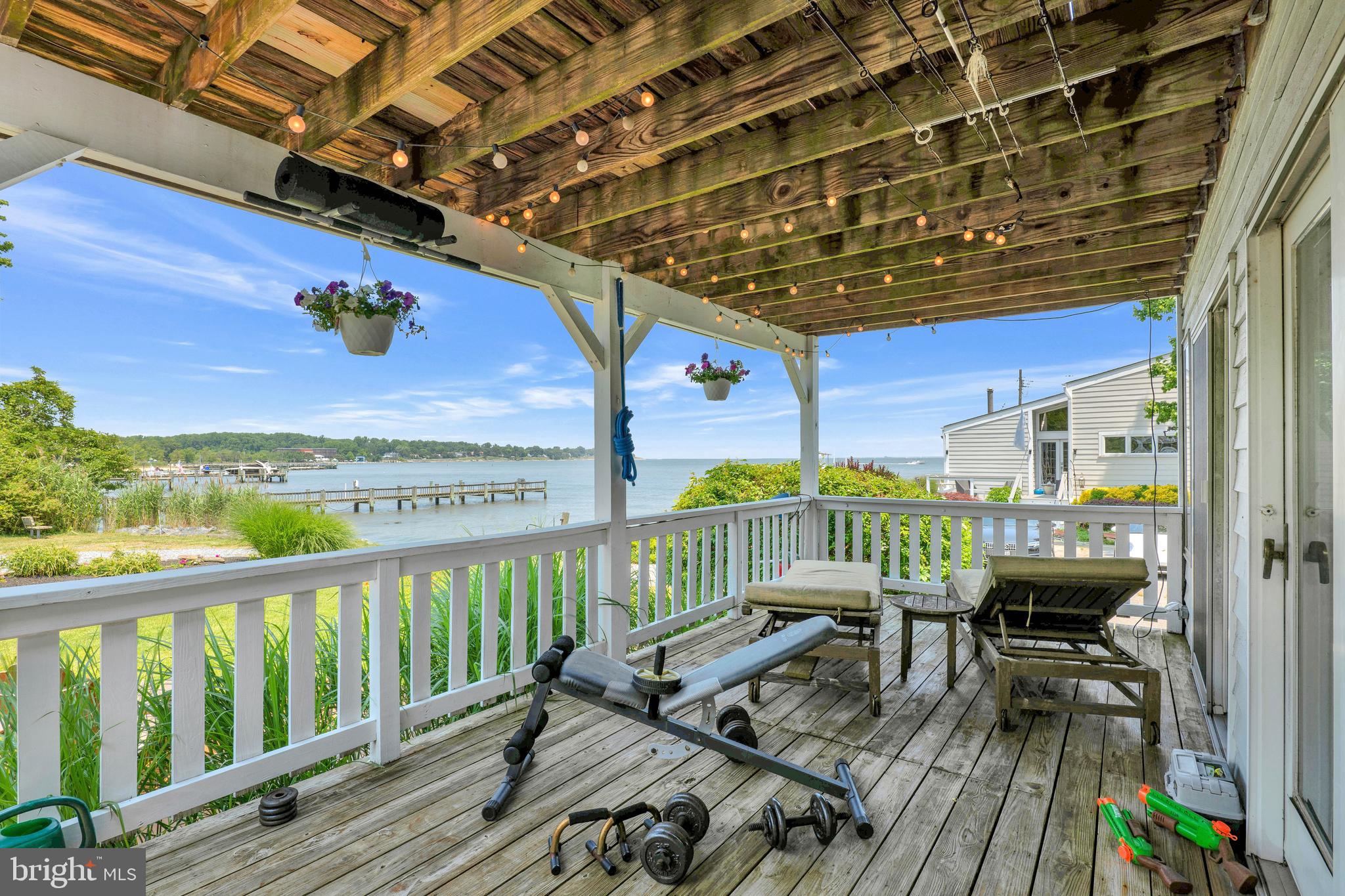 ARUNDEL ON THE BAY - Residential