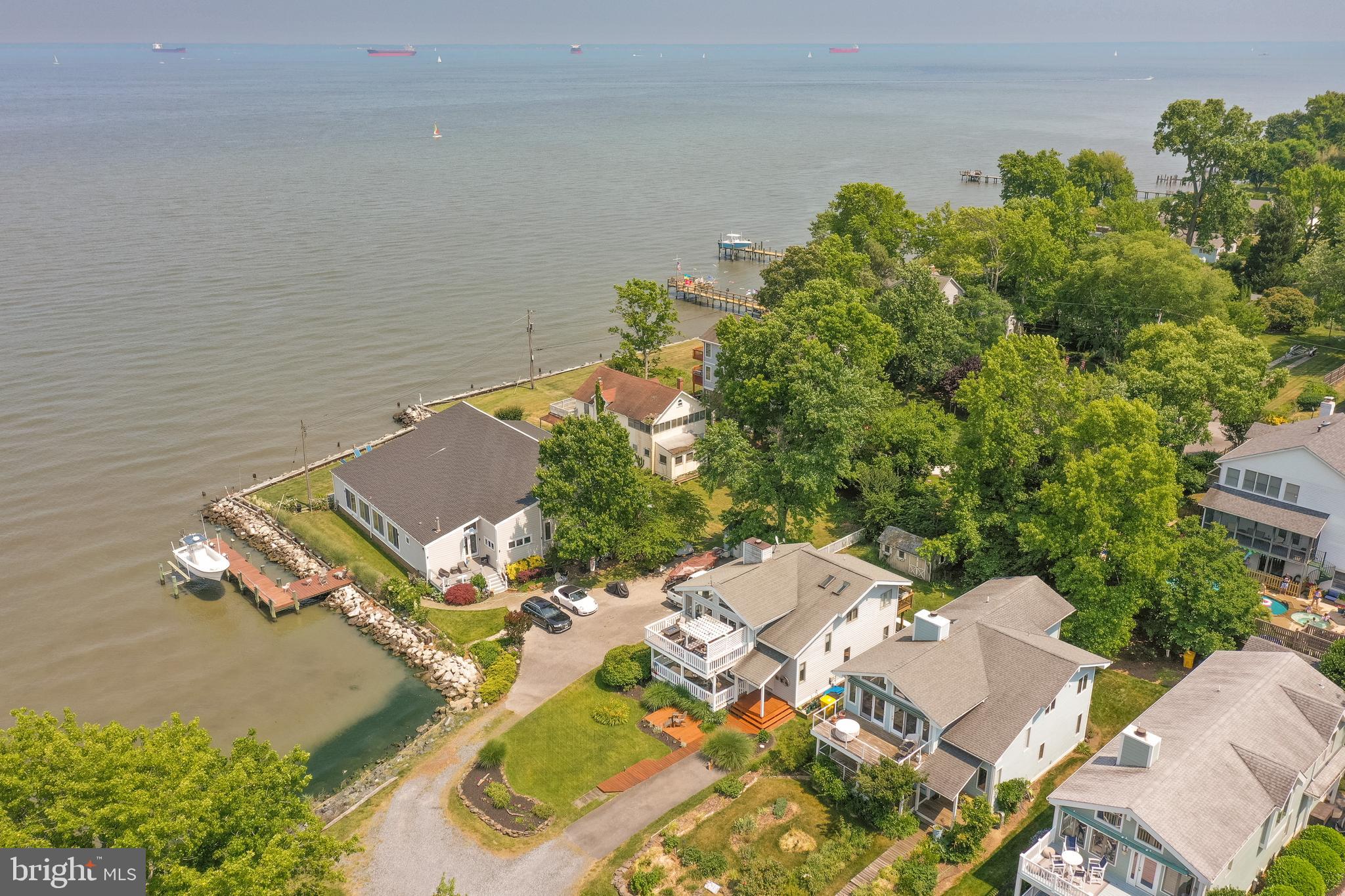 ARUNDEL ON THE BAY - Residential