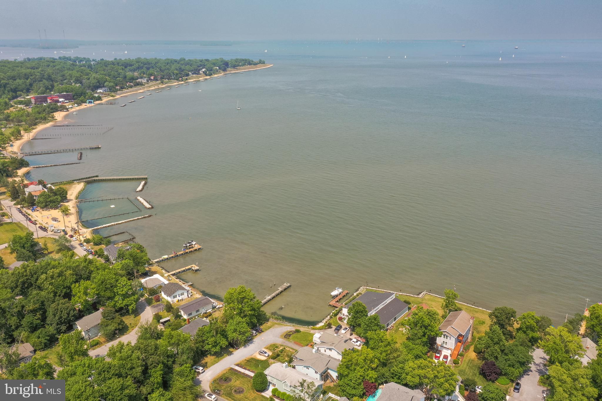 ARUNDEL ON THE BAY - Residential