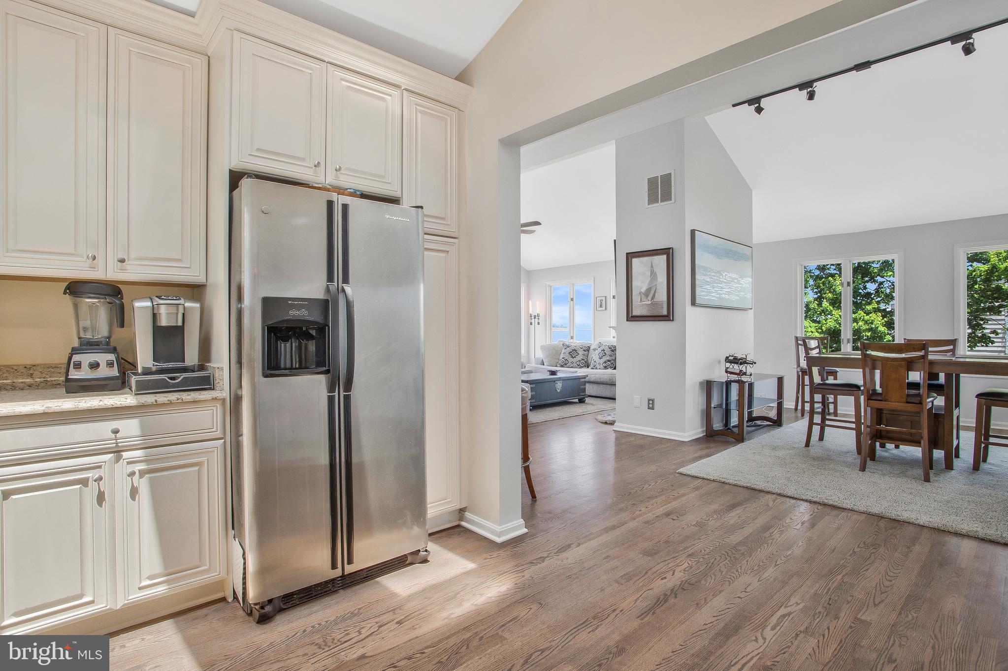 ARUNDEL ON THE BAY - Residential