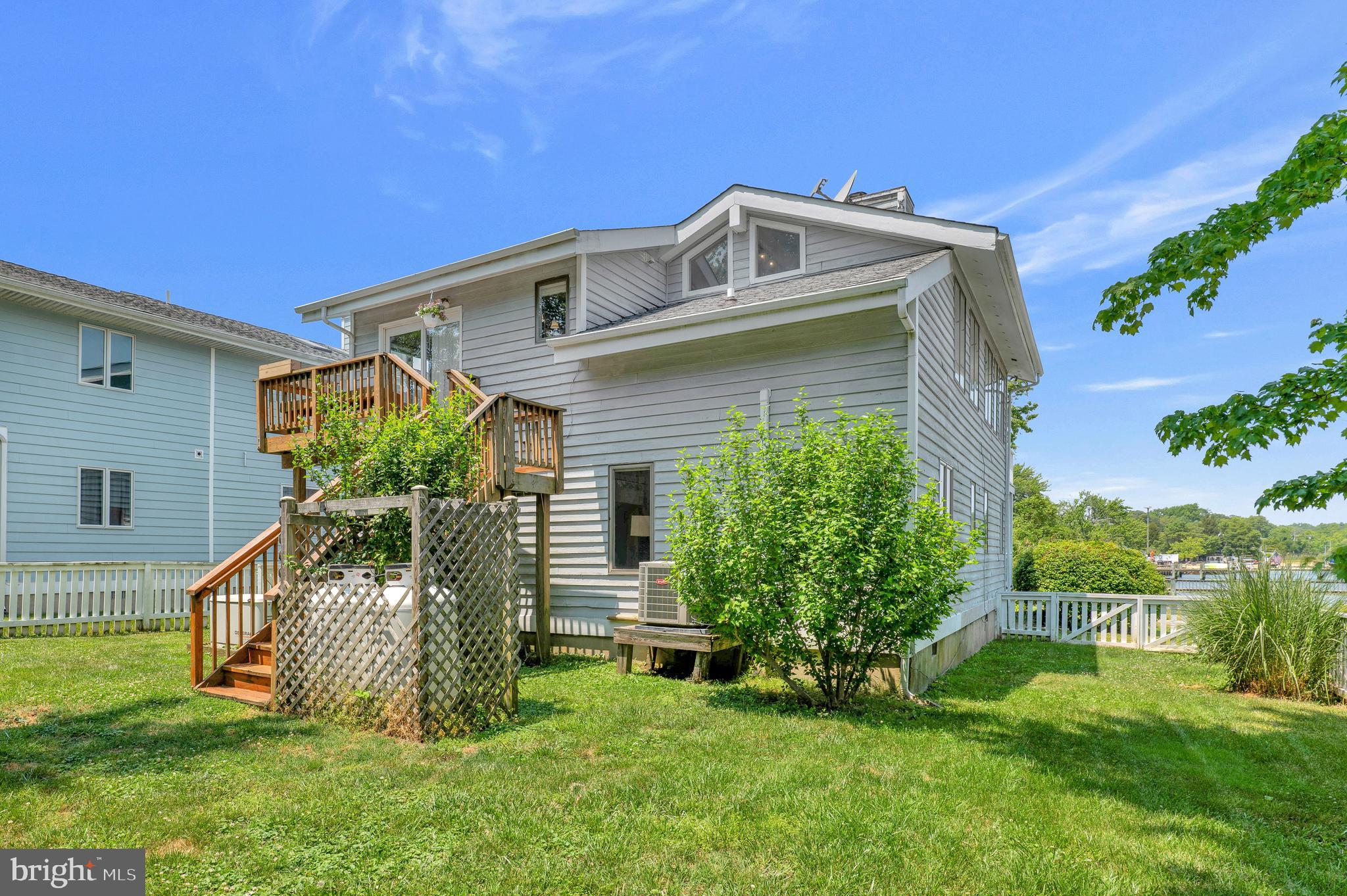 ARUNDEL ON THE BAY - Residential