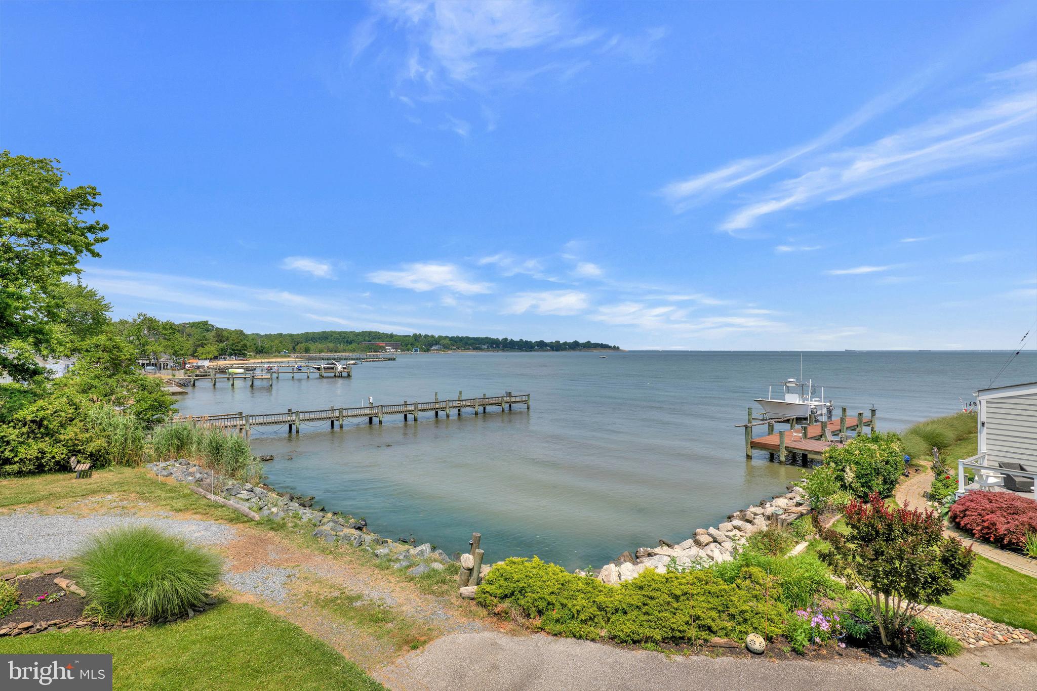 ARUNDEL ON THE BAY - Residential