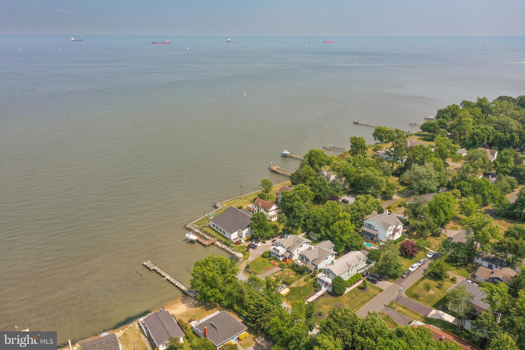 ARUNDEL ON THE BAY - Residential