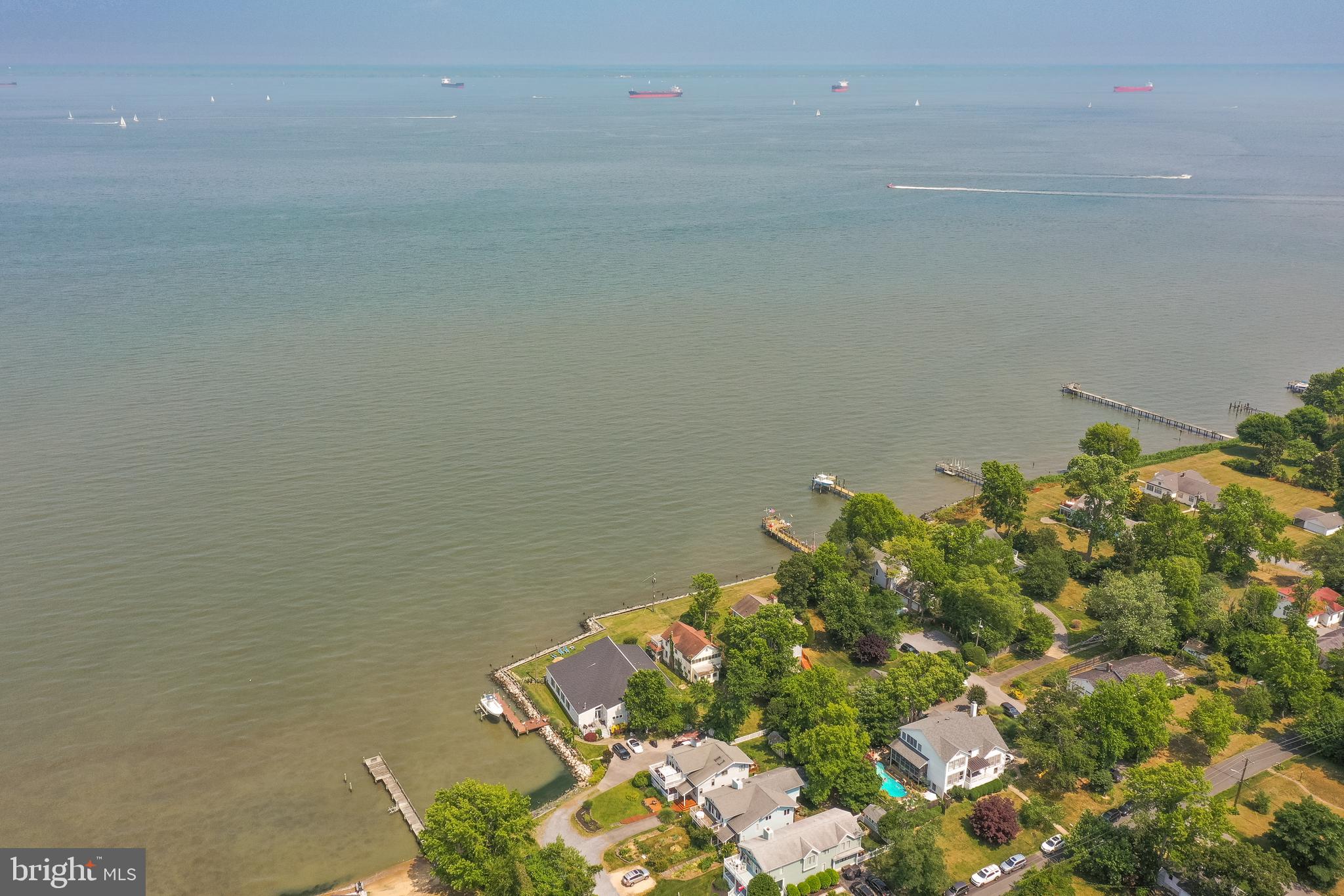 ARUNDEL ON THE BAY - Residential