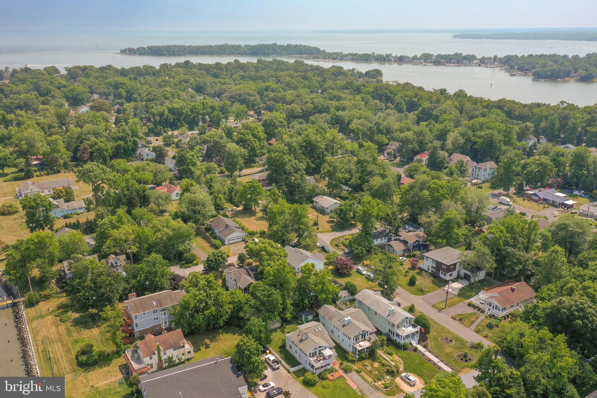 ARUNDEL ON THE BAY - Residential